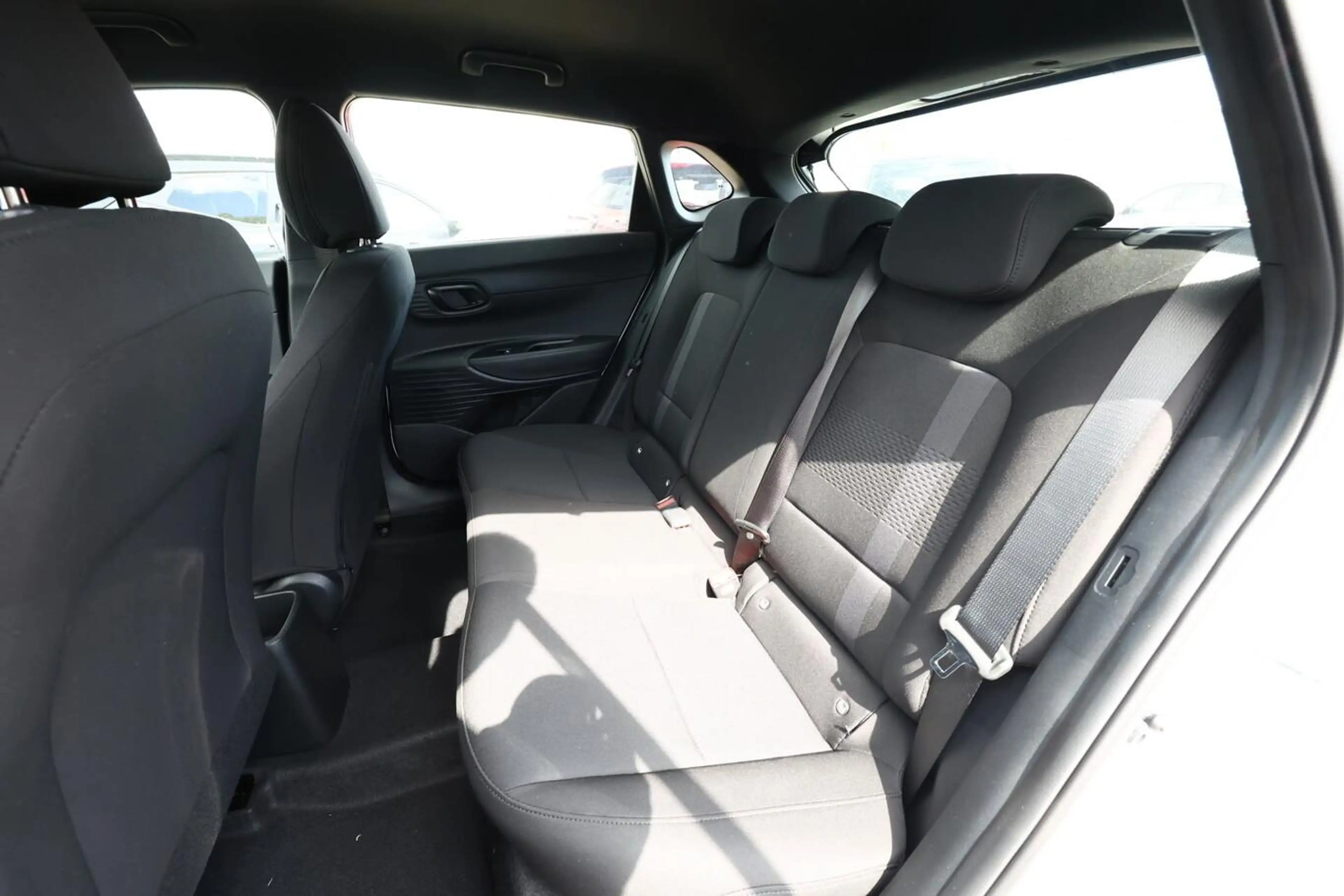 Hyundai i20 Blackline Blackl Nav CarPlay 16Z StyleP Temp Ka... — photo 10