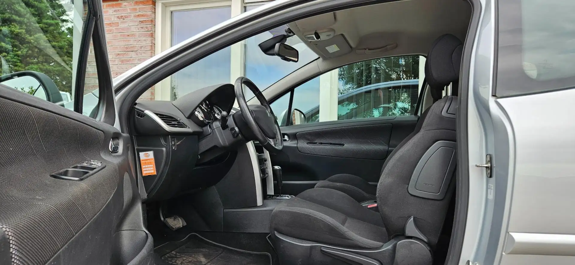 Peugeot 207 1.6 VTi XS Pack Automaat! Airco! Cruise Control! N Сірий - 2