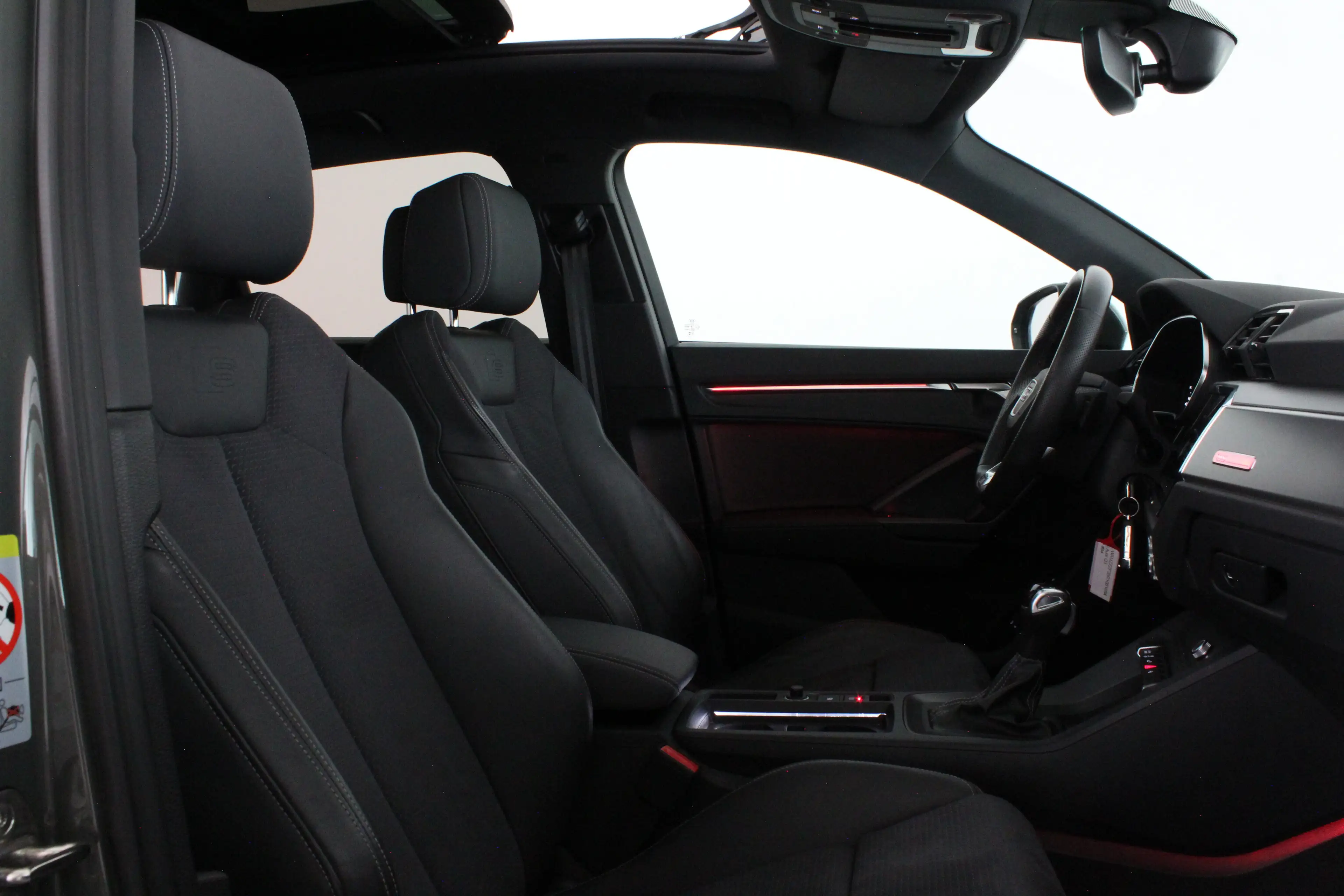 Audi Q3 45 TFSI e S edition Panodak | 245pk | Plug-in Hybr — photo 43