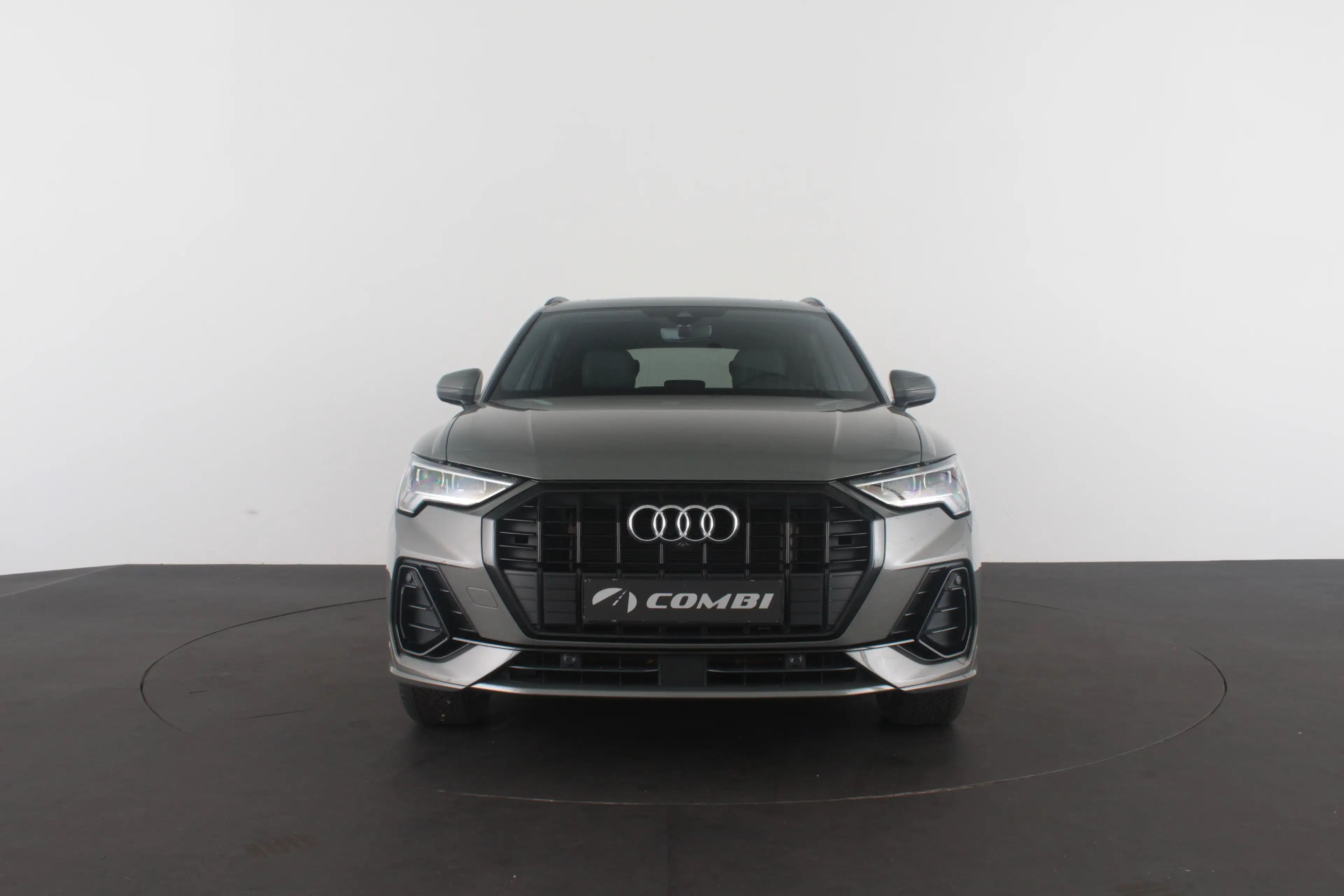Audi Q3 45 TFSI e S edition Panodak | 245pk | Plug-in Hybr — photo 2