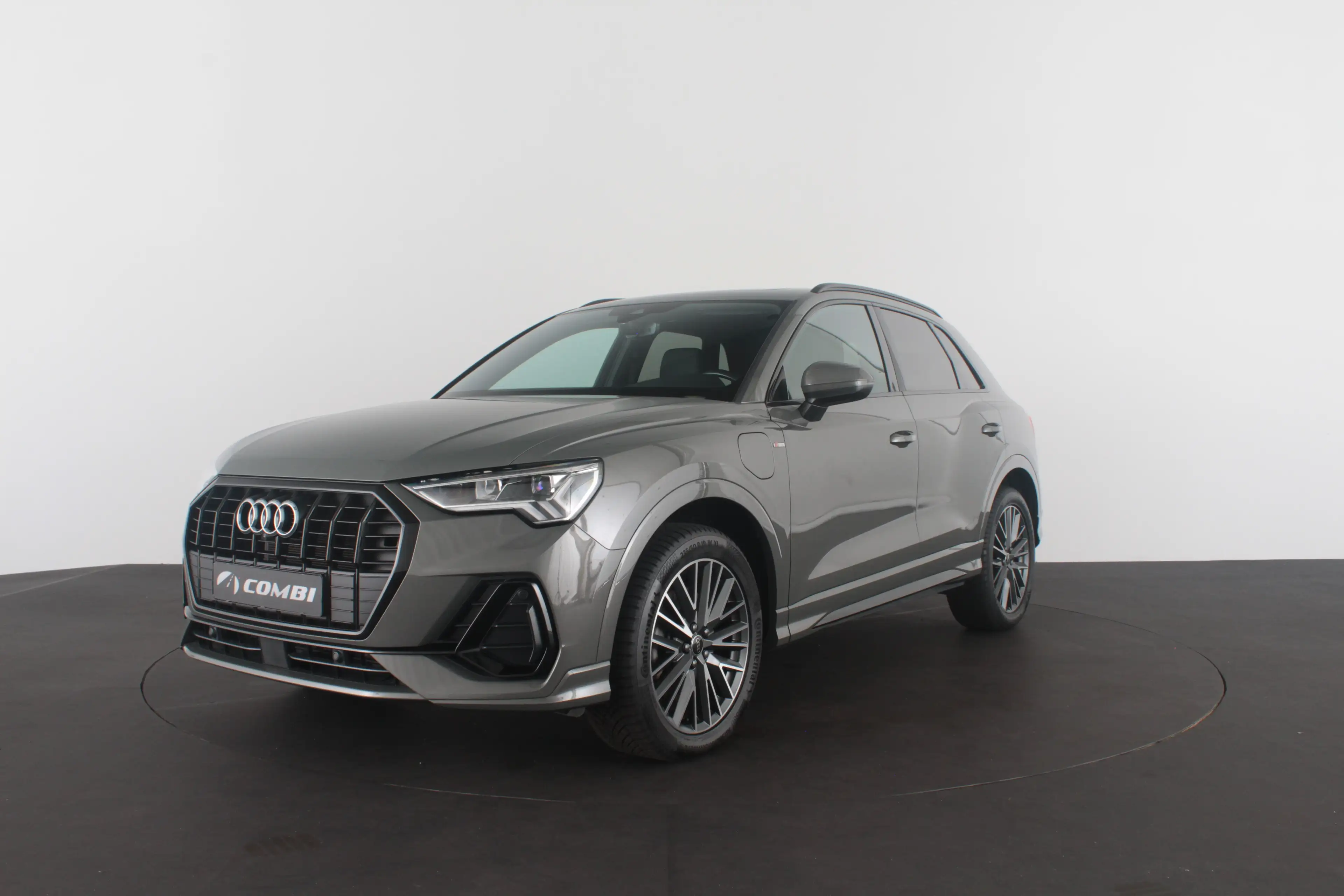 Audi Q3 45 TFSI e S edition Panodak | 245pk | Plug-in Hybr — photo 6