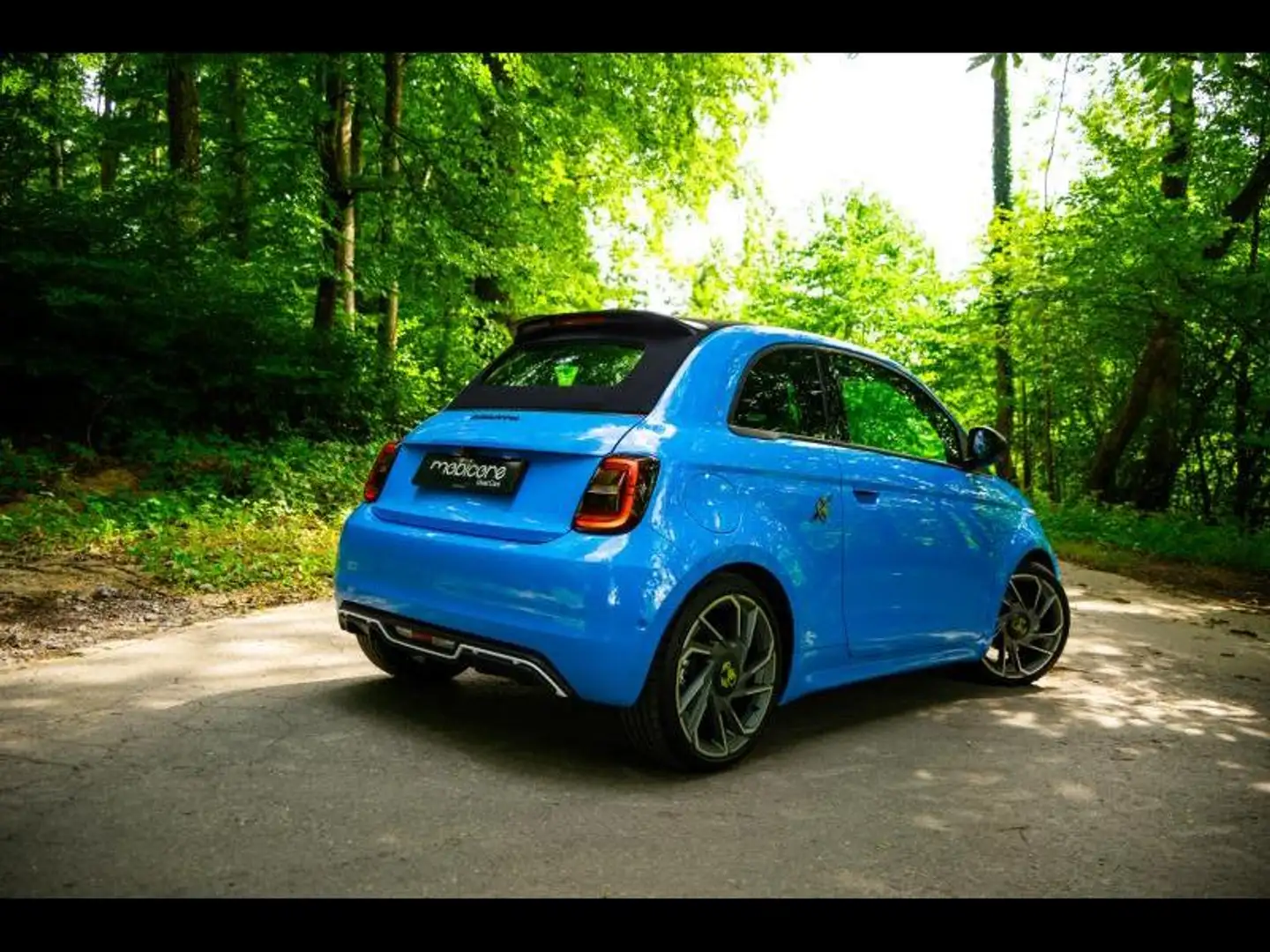 Abarth 500e Abarth Cabrio Scorpionnissima Albastru - 2