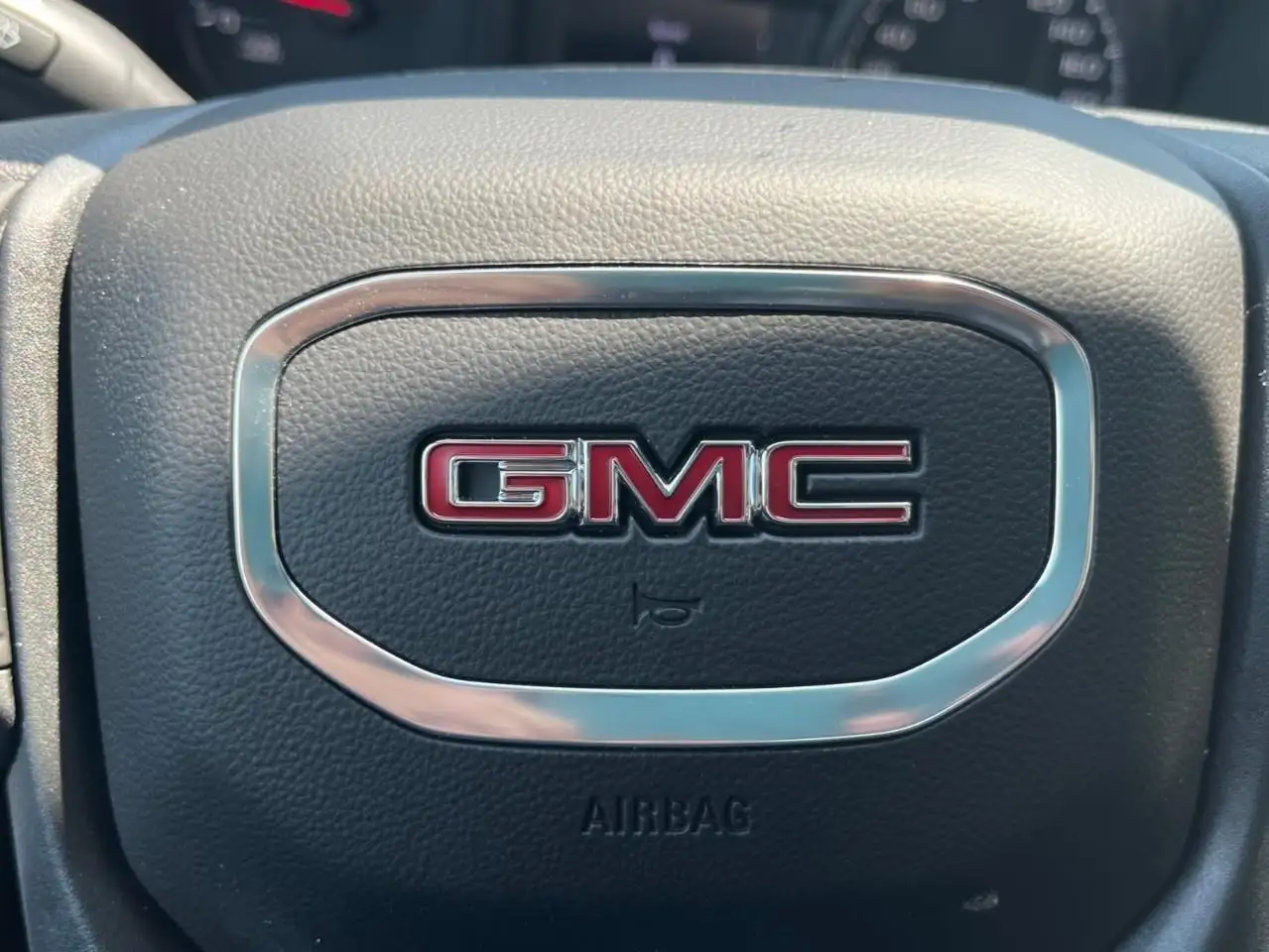 GMC Sierra 3500HD photo GMC Sierra 3500HD