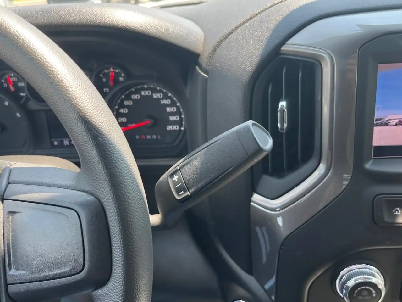 GMC Sierra 3500HD photo GMC Sierra 3500HD