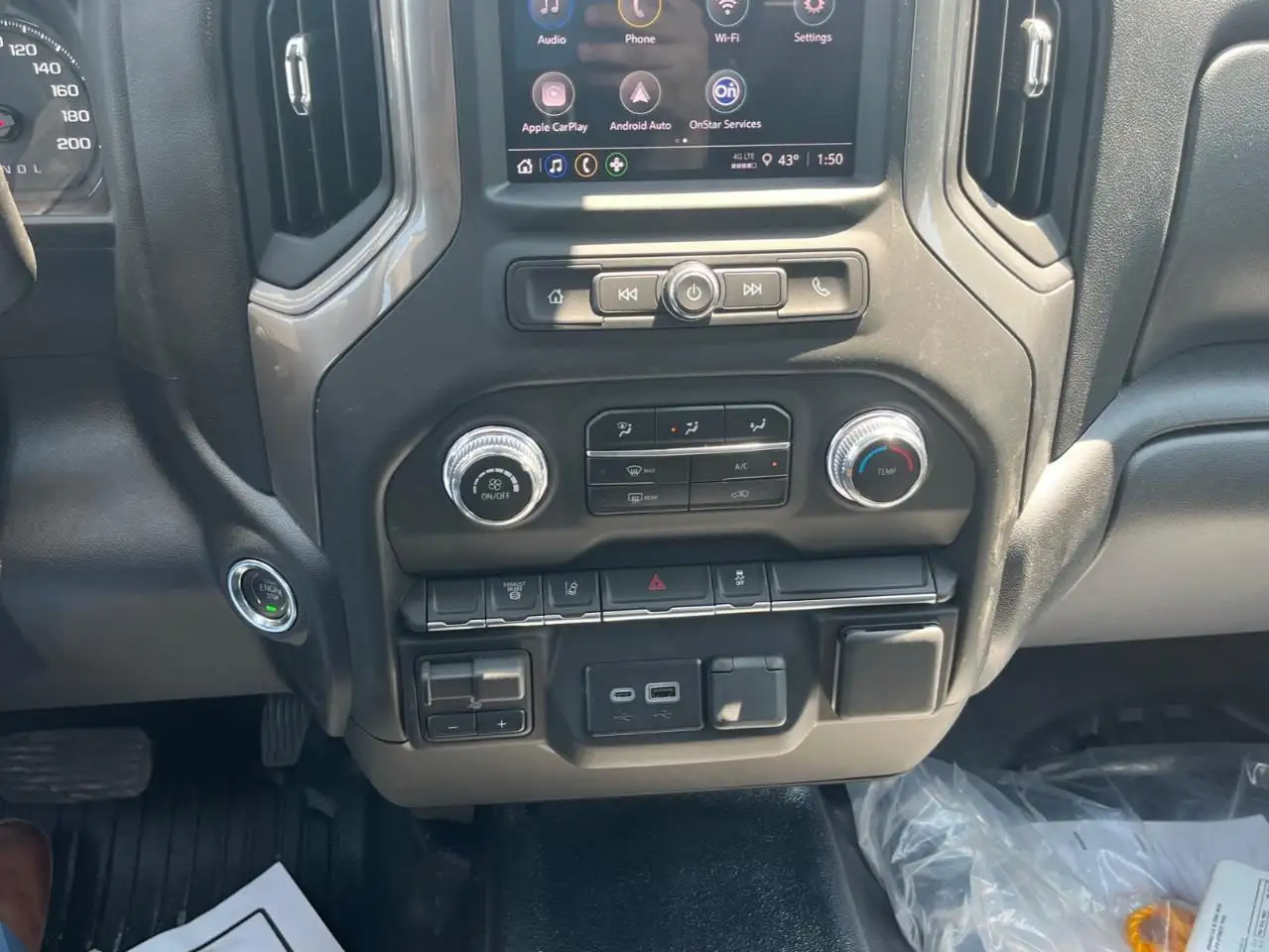 GMC Sierra 3500HD photo GMC Sierra 3500HD