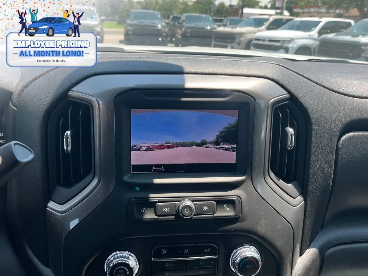 GMC Sierra 3500HD снимка GMC Sierra 3500HD