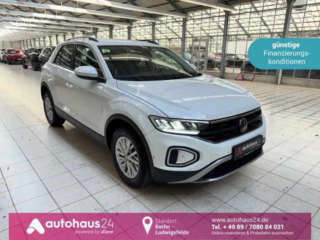 2023 Volkswagen T-Roc in White for sale