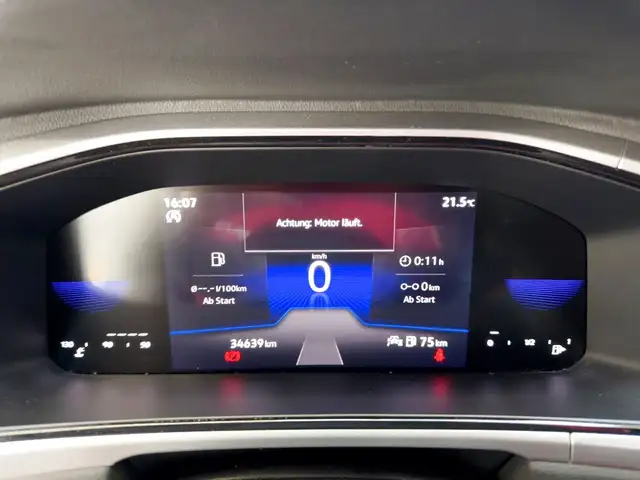 Volkswagen T-Roc view 7