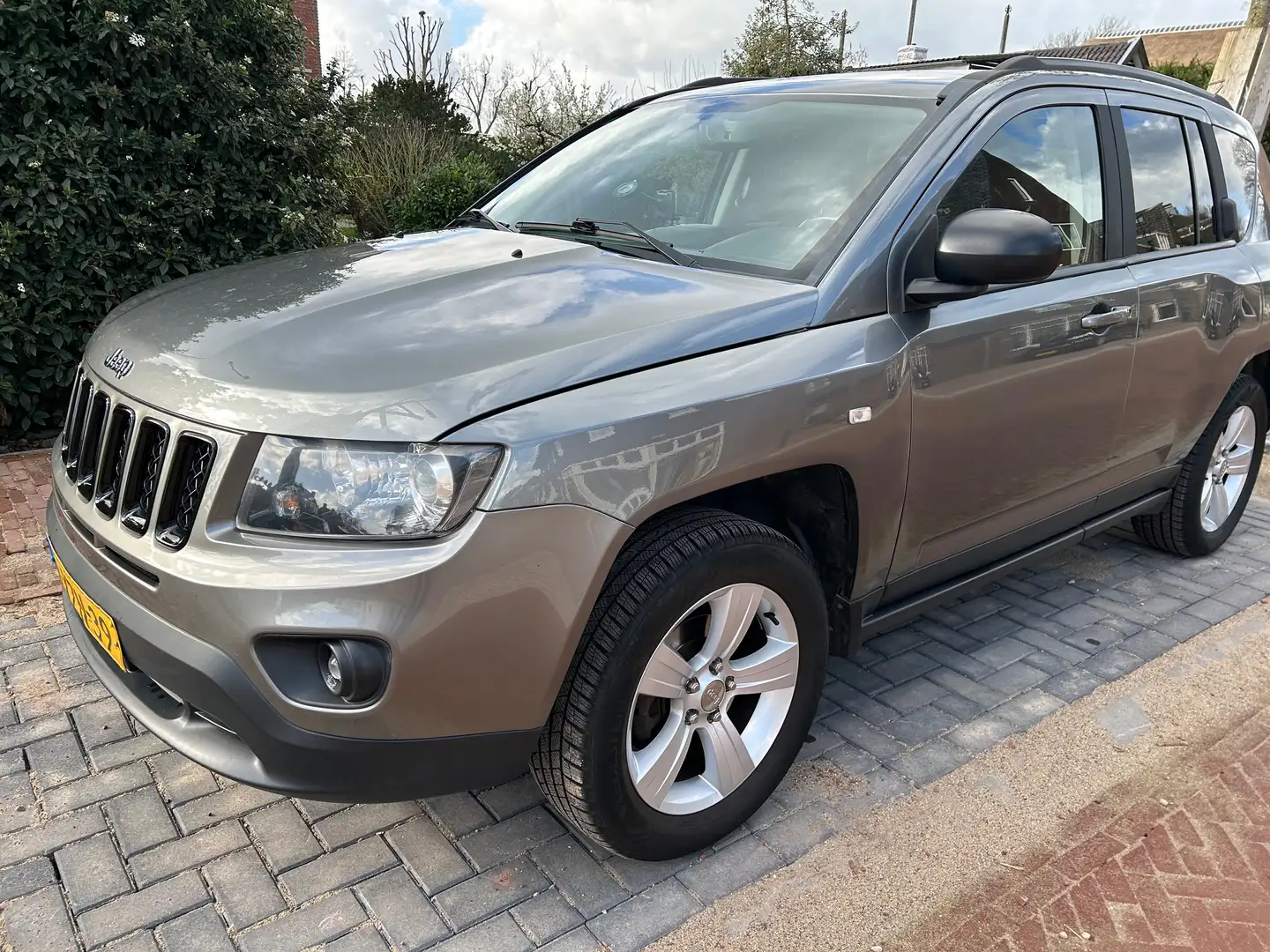Jeep Compass 2.4 Limited 4WD Gri - 1