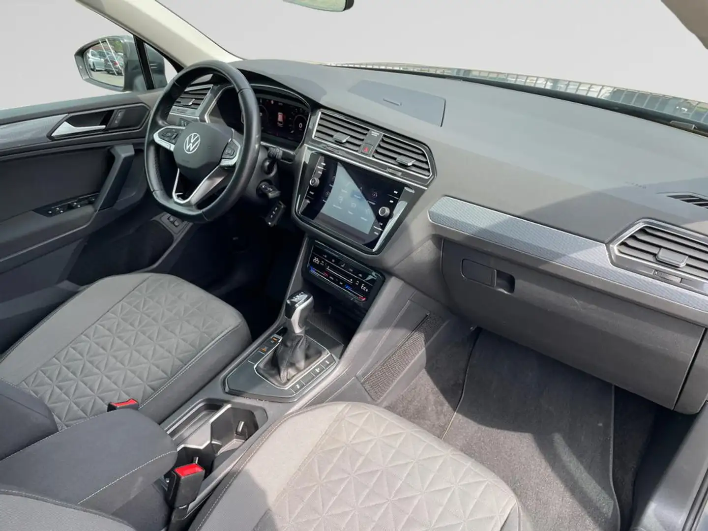 Volkswagen Tiguan Plug-in Hybride /// 1.4 TSI eHybrid (245 pk) /// E Grey - 2