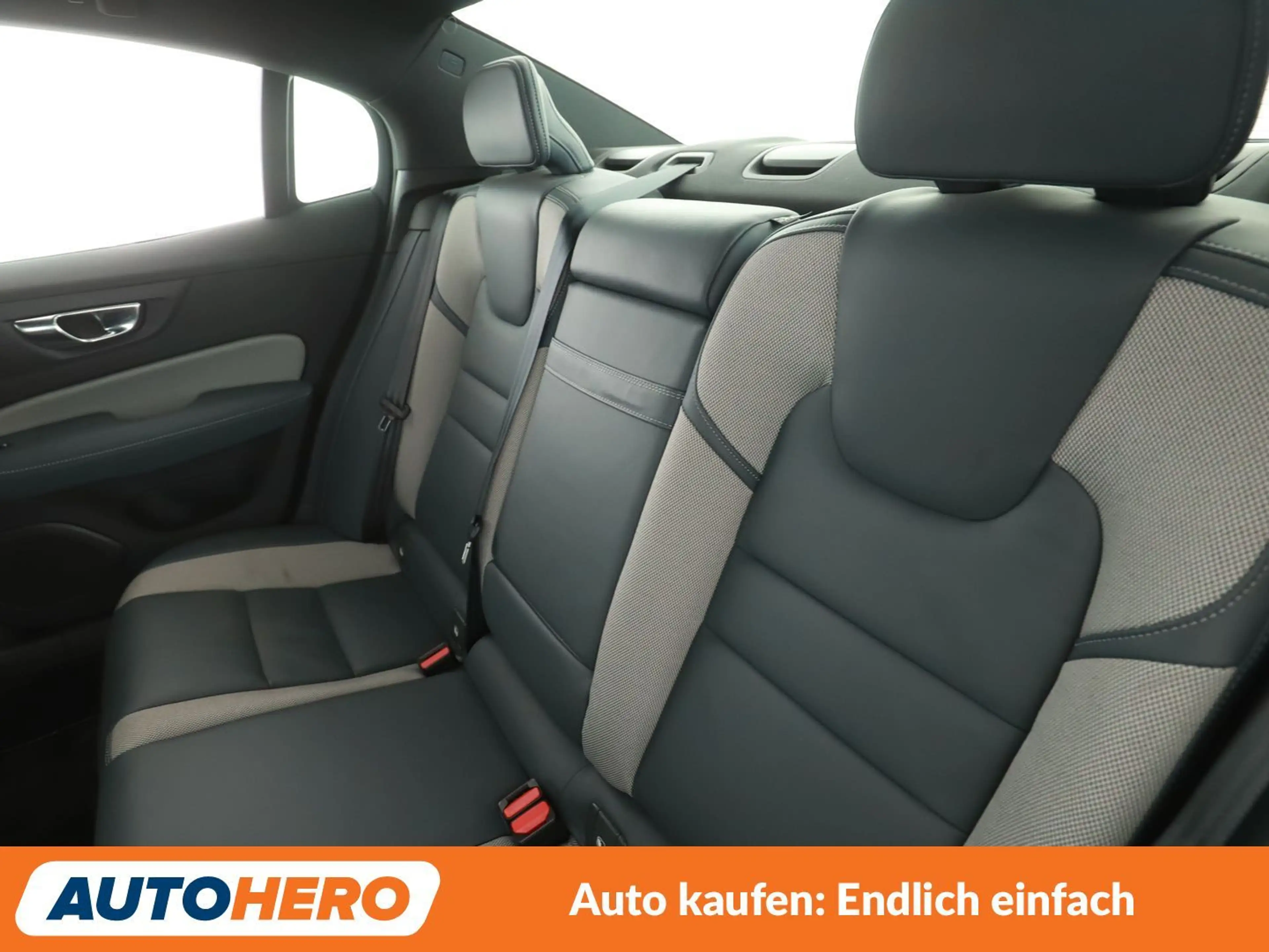 Volvo S60 2.0 T4 R-Design Aut.*NAVI*TEMPO*CAM*PDC*SHZ* — photo 14