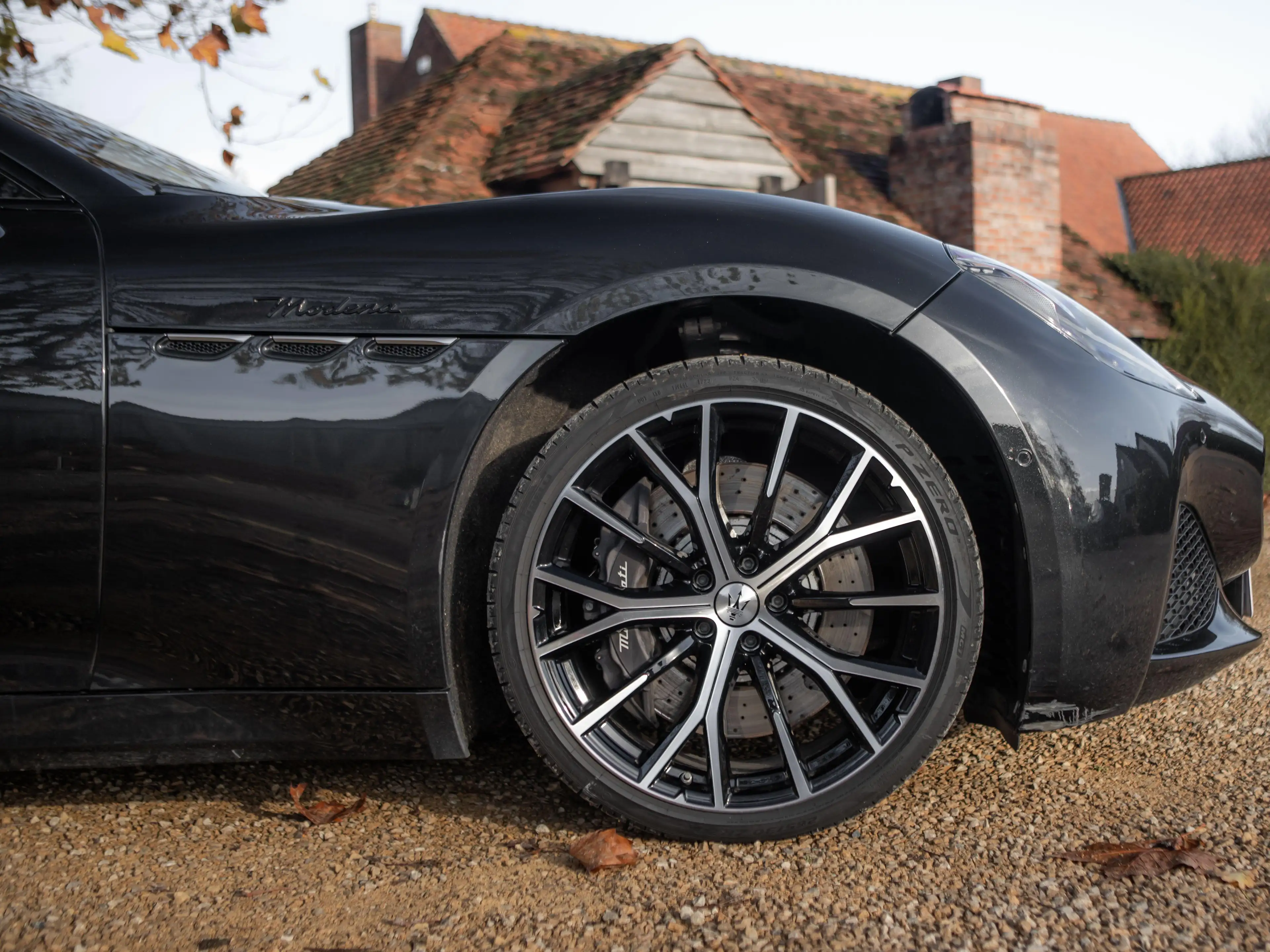 Maserati GranTurismo Modena — photo 11