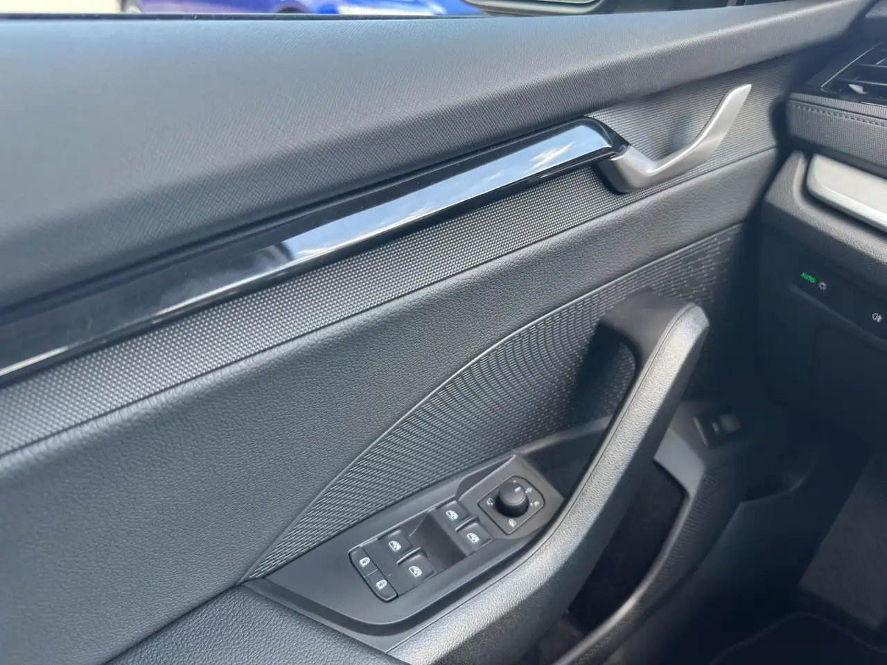 Skoda Octavia Selection 2.0 TDI DSG AHK RFK ACC APP LED, миниатюра 17