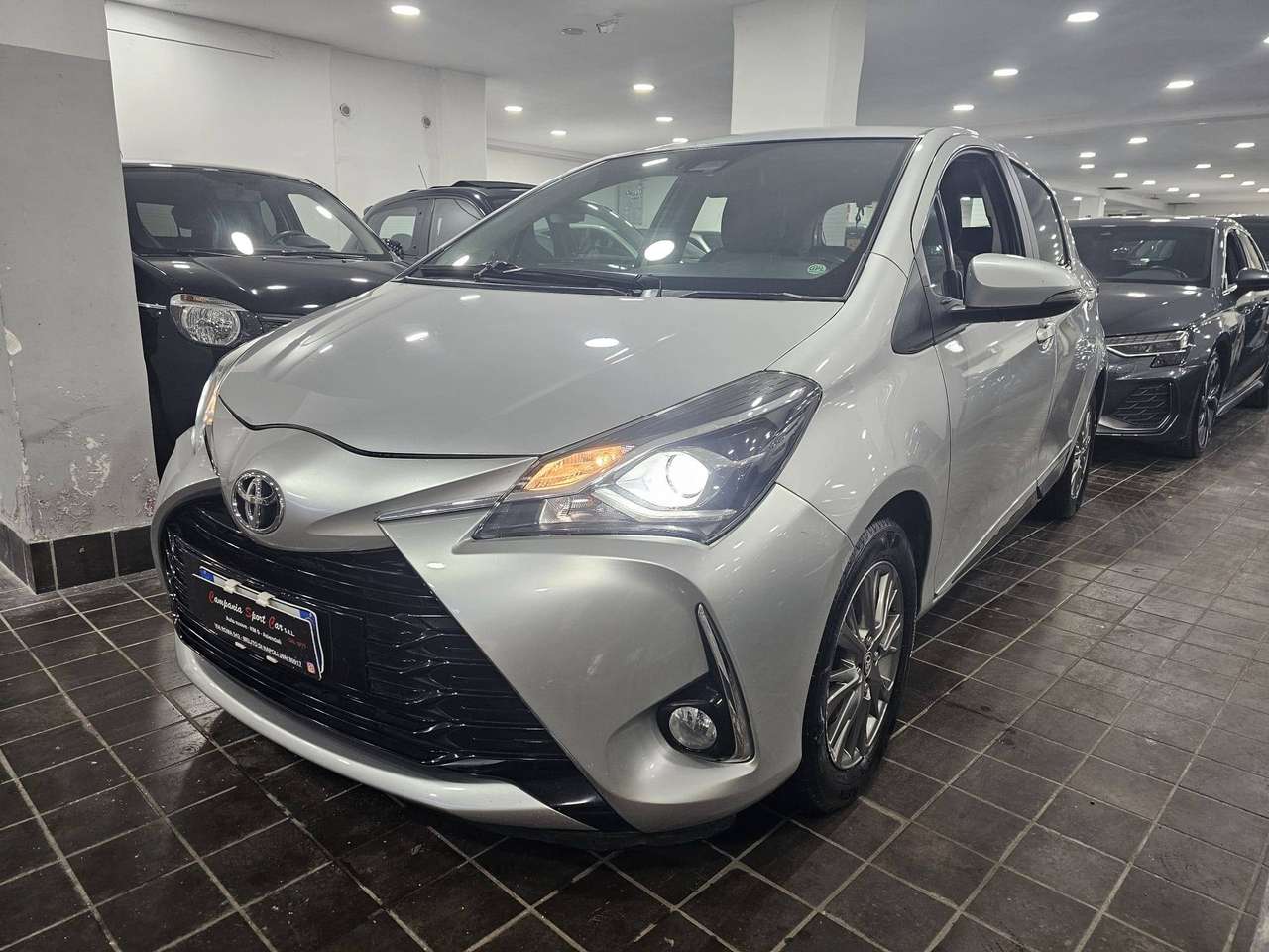 Toyota Yaris LOUNGE EDITION 1.5 BENZ/GPL 110CV - KM CERTIFICATI
