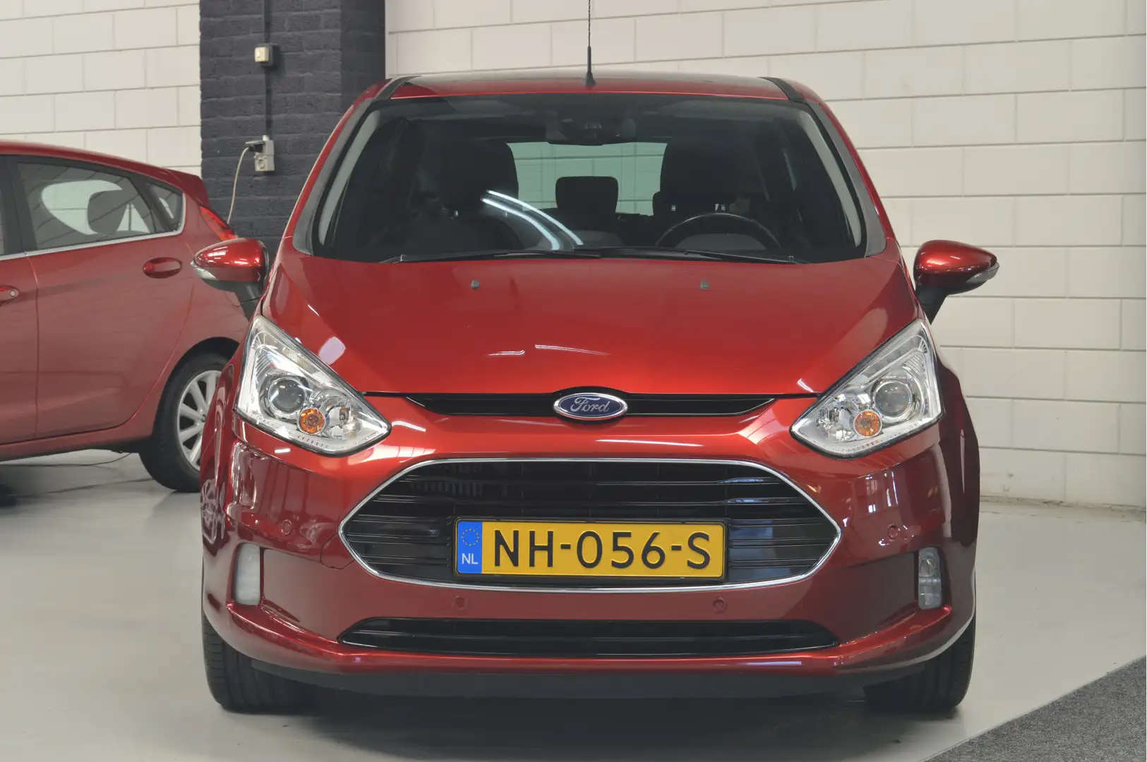 Ford B-Max 1.0 EcoBoost Titanium // 92.000 km // NAVI // PANO Rouge - 2