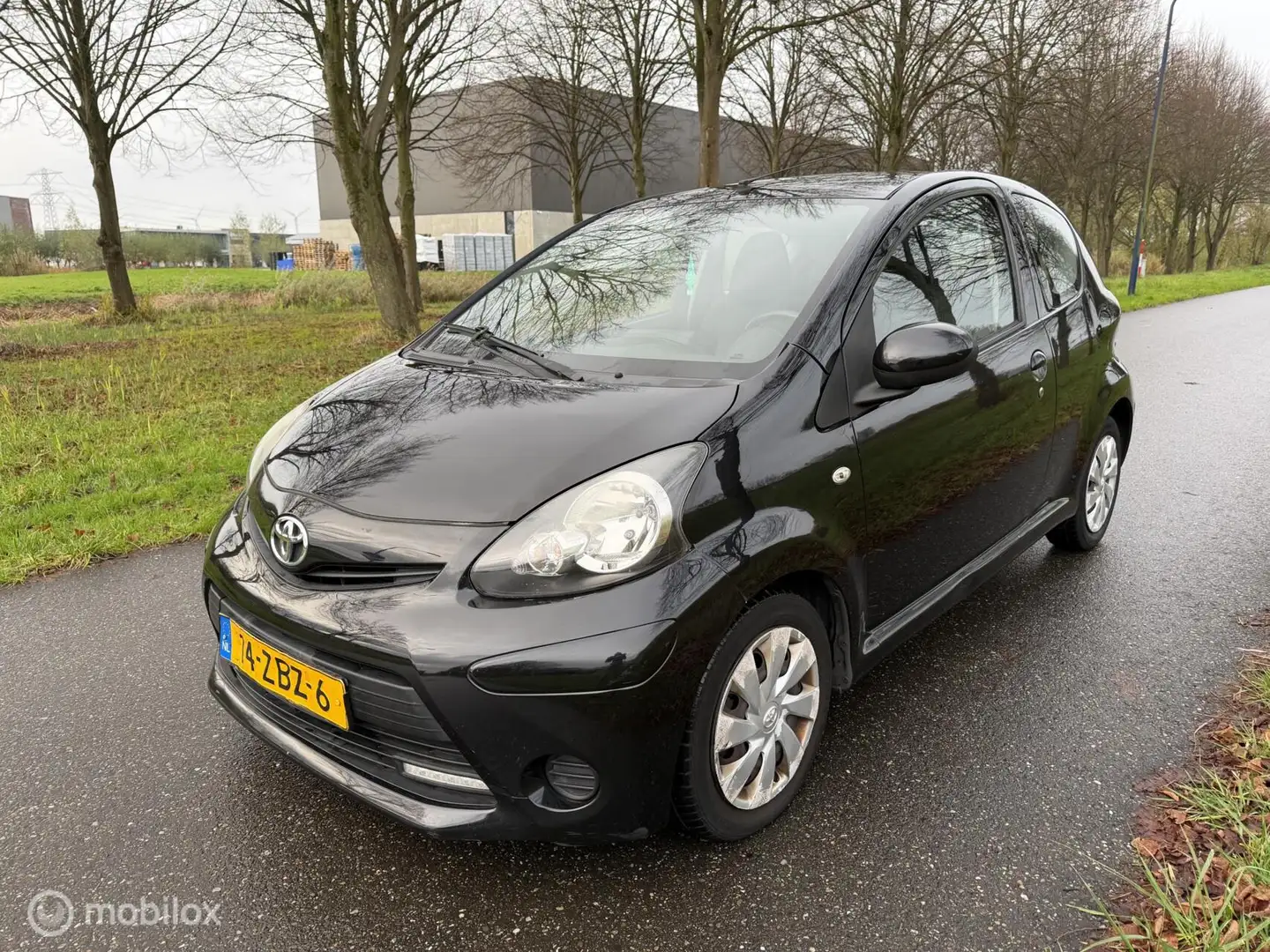 Toyota Aygo 1.0 VVT-i Aspiration*AUTOMAAT*SCHERM*1E EIGENAAR Noir - 1