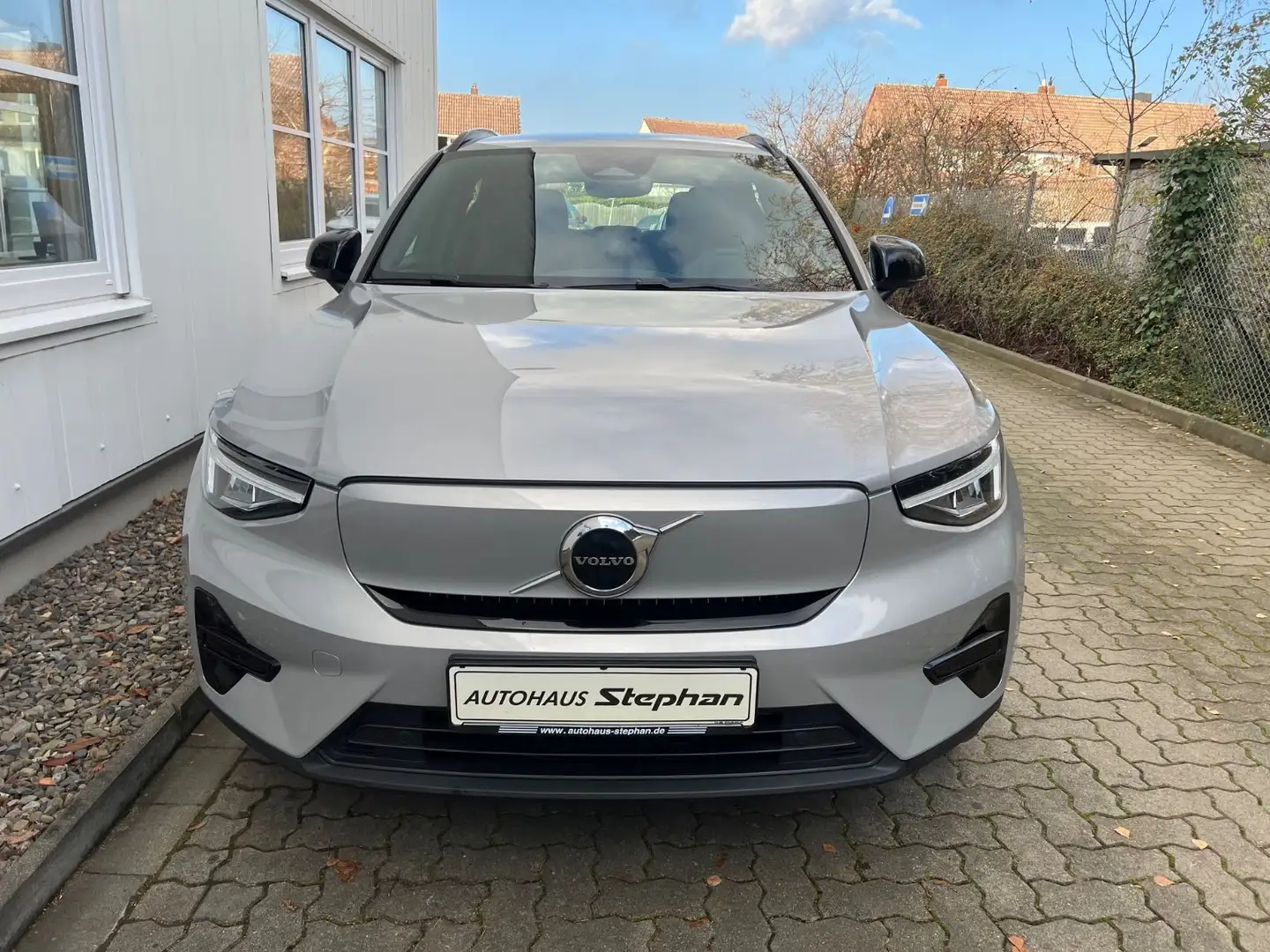 Volvo XC40 Recharge Twin Engine AWD PLUS GARANTIE Argent - 2