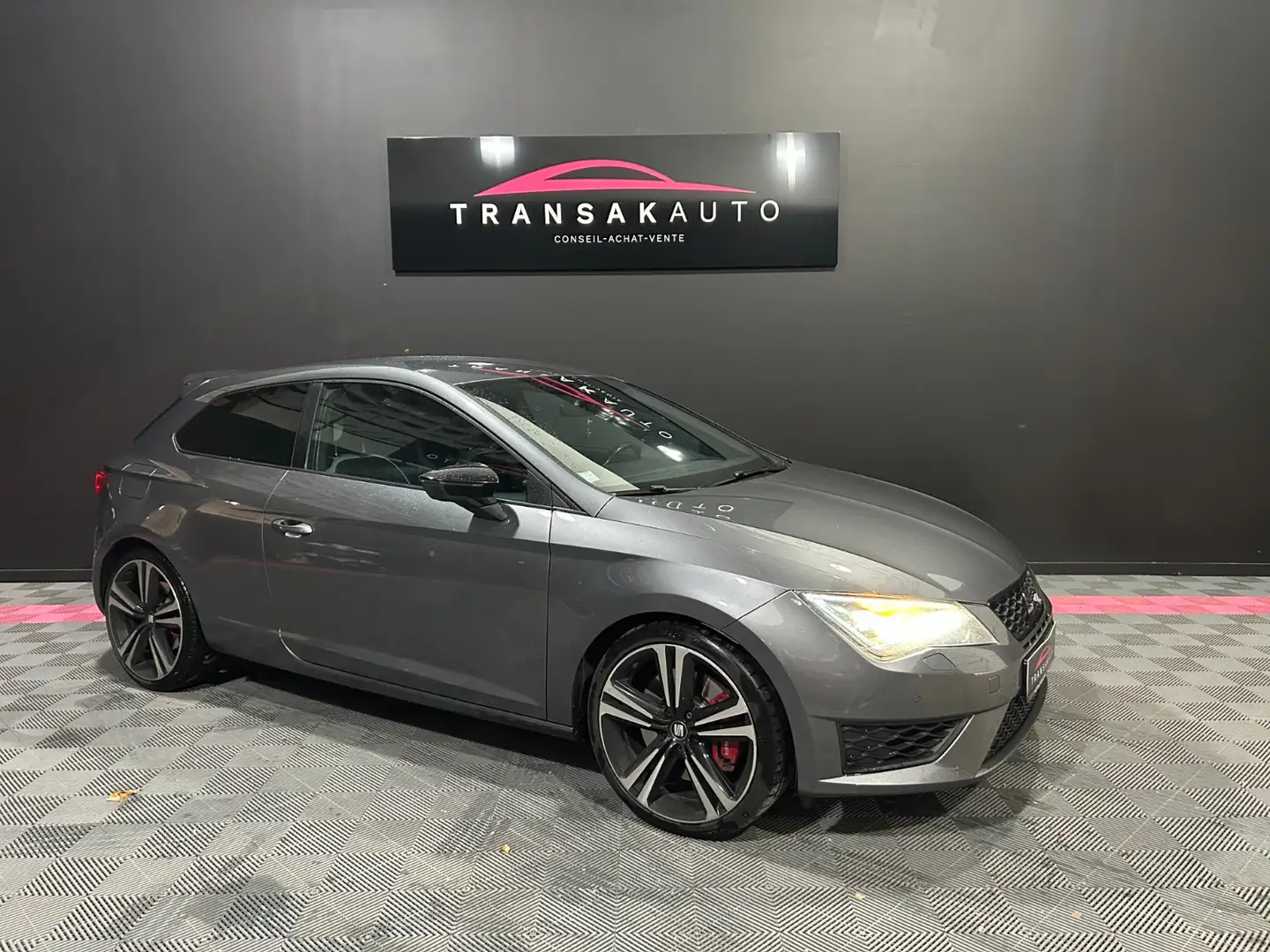 SEAT Leon Leon SC 2.0 TSI 290 Cupra DSG6 Gris - 1