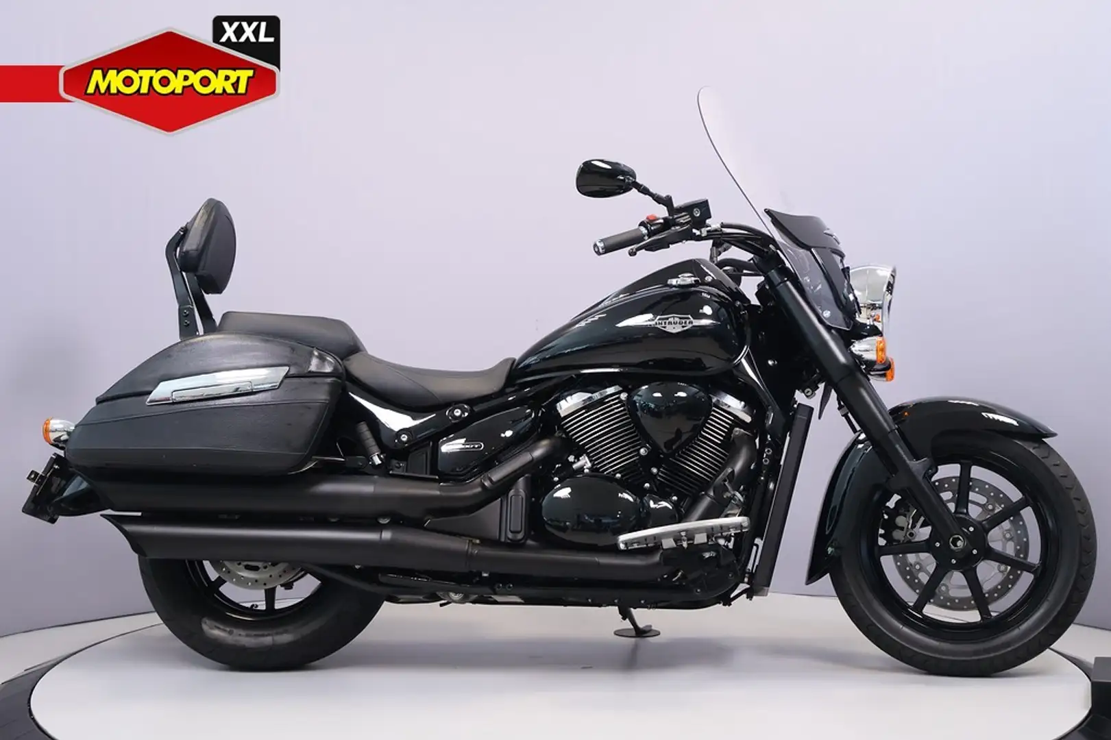 Suzuki Intruder C 1500 T Zwart - 1