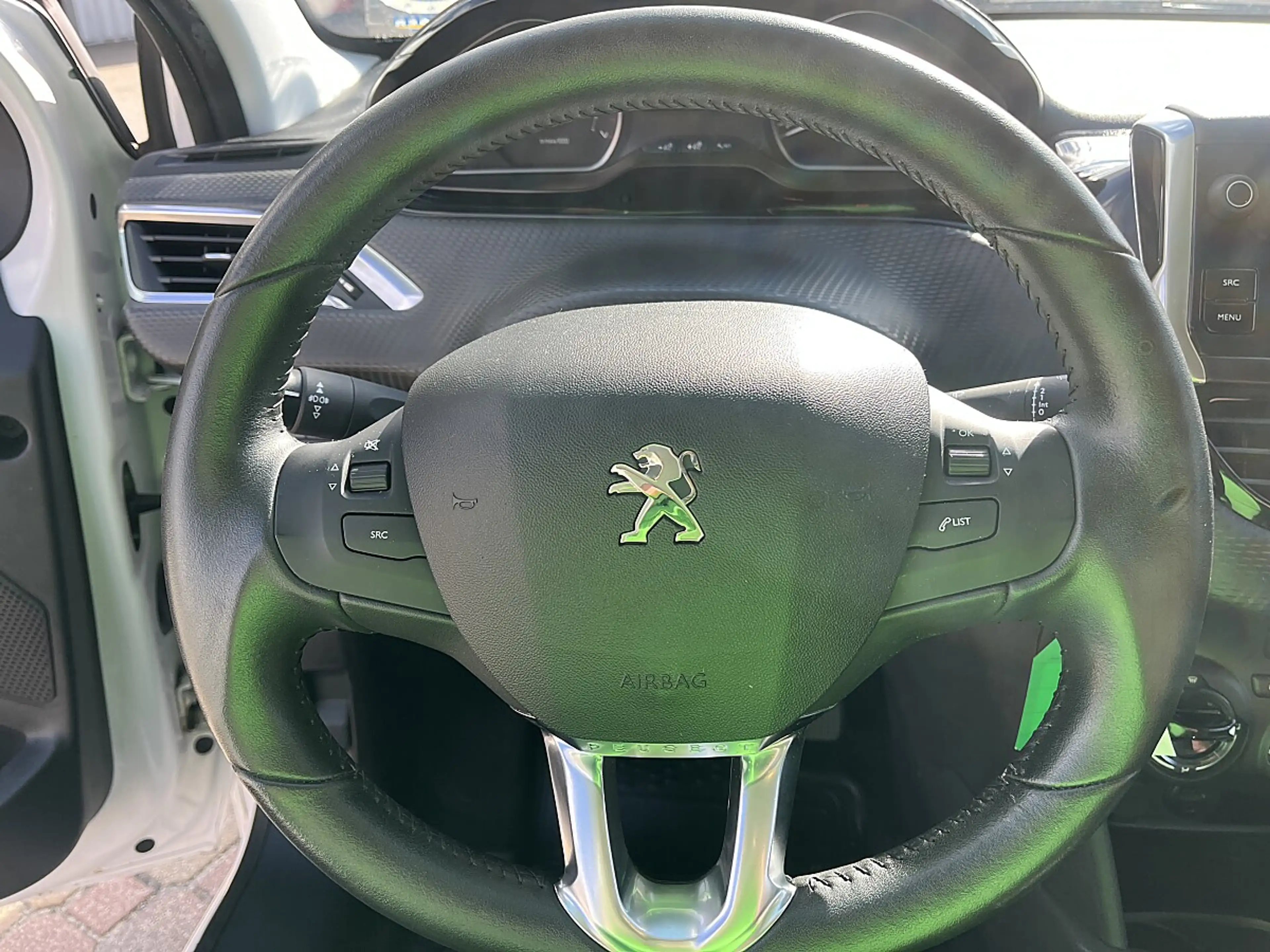 Peugeot 208 Urban Soul 1,2 PureTech 82 — photo 8