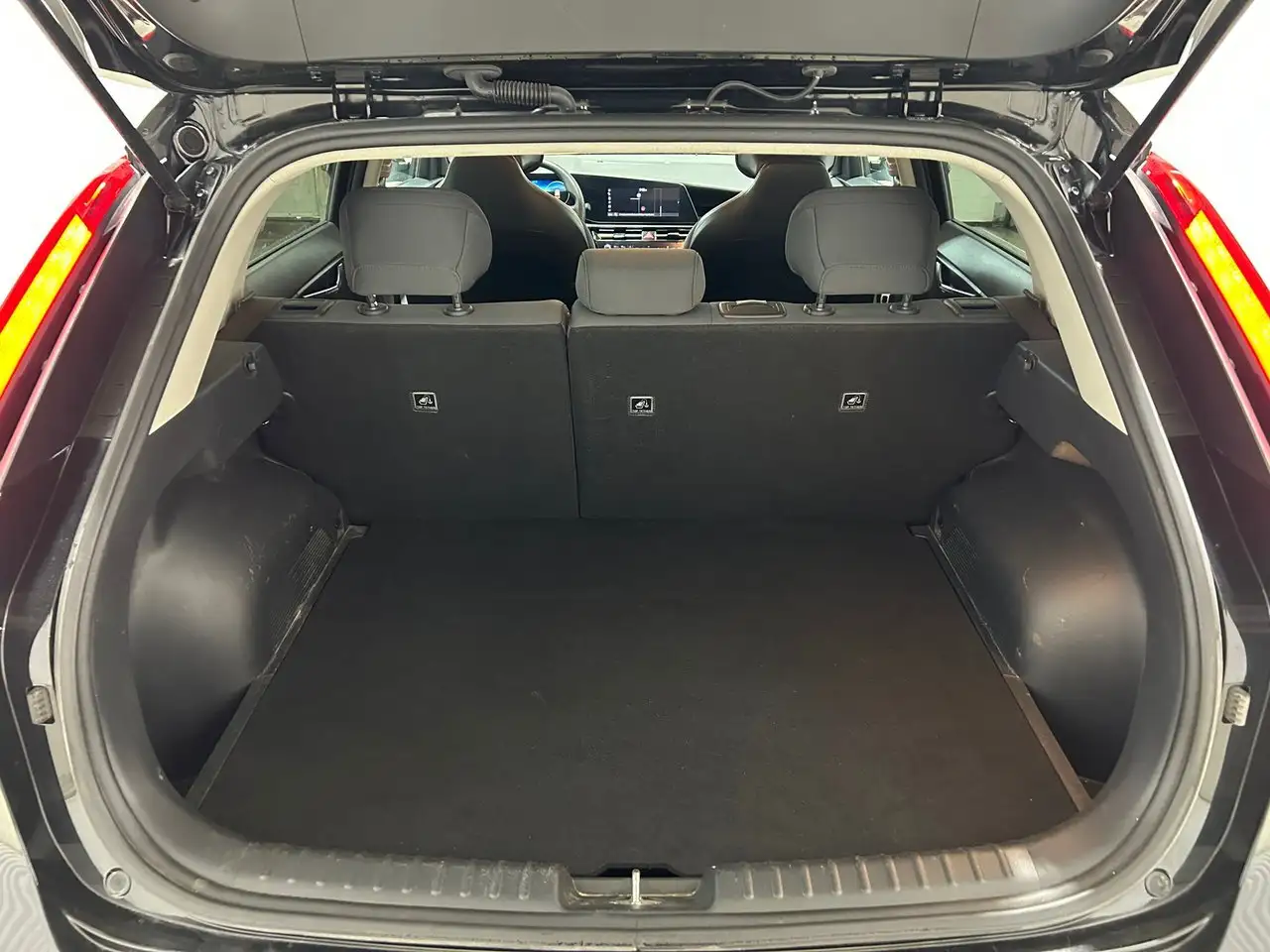Kia Niro снимка Kia Niro