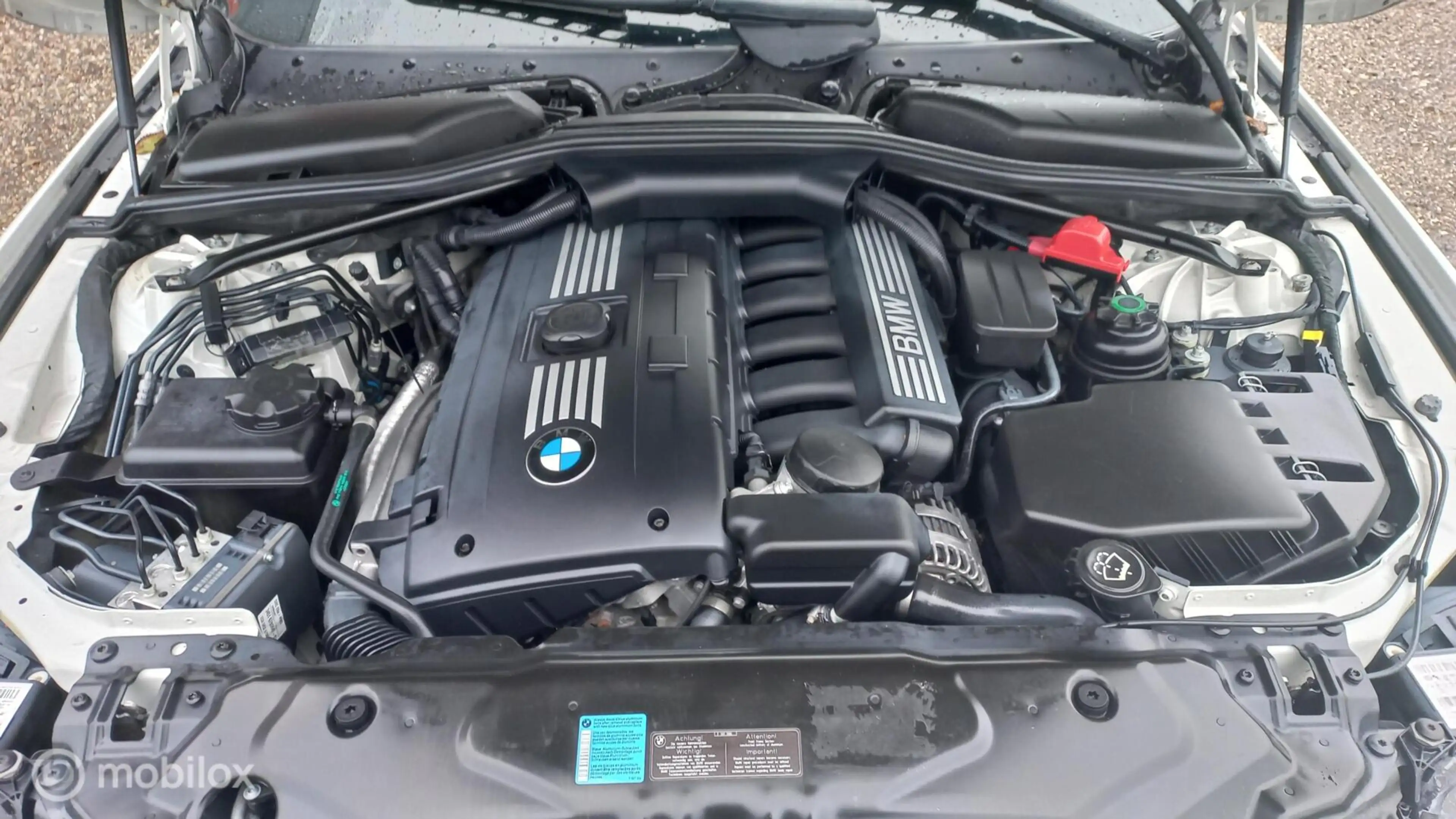 BMW 530 5-serie Touring 530xi 4X4/LUCHTVERING ACHTER/IN TO — photo 12