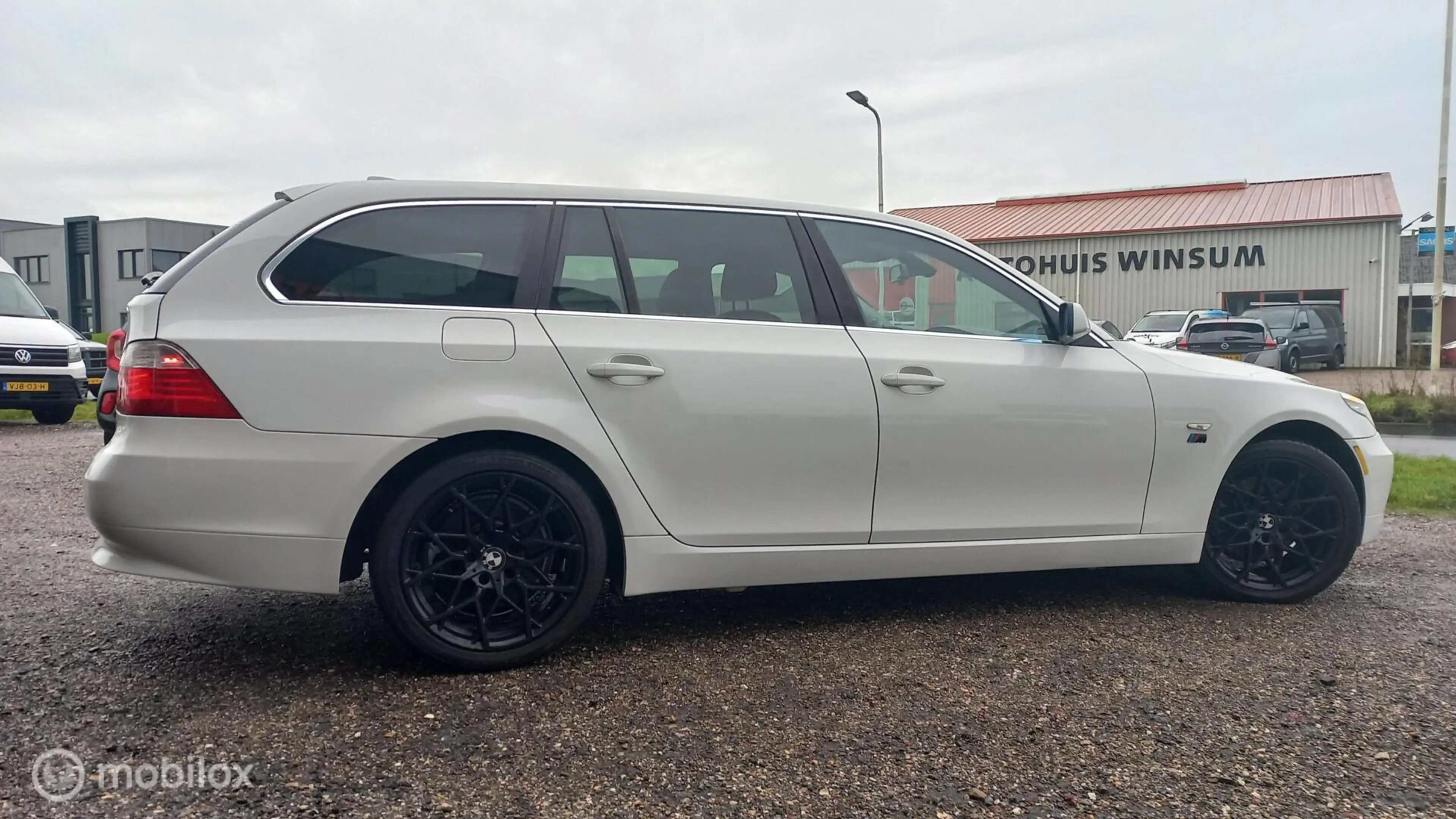 BMW 530 5-serie Touring 530xi 4X4/LUCHTVERING ACHTER/IN TO — photo 7