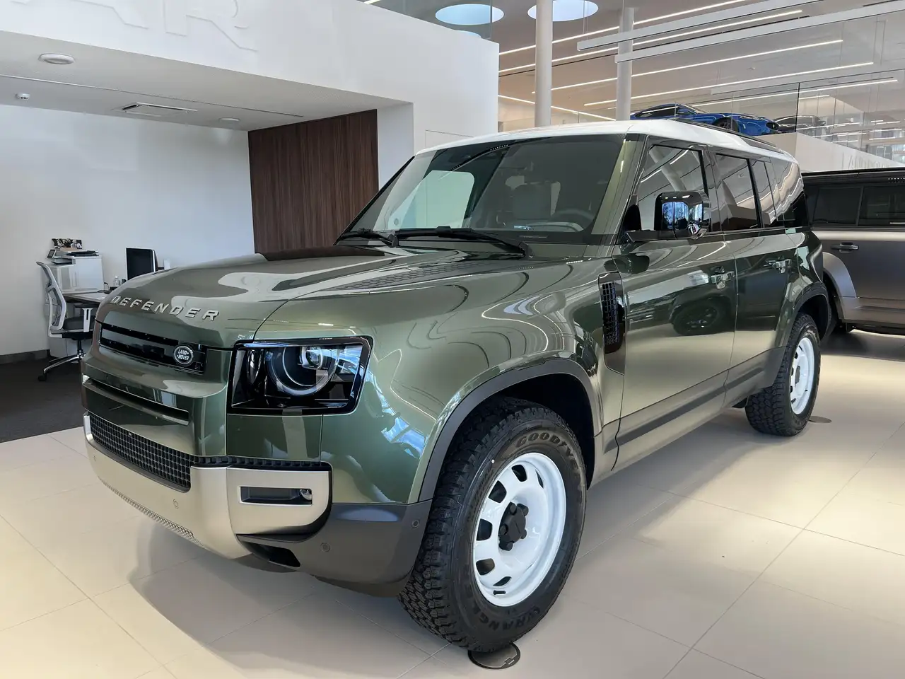 Land Rover Defender