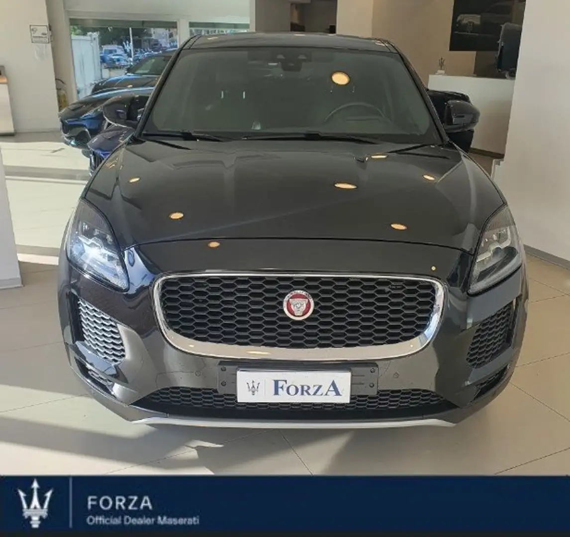 Jaguar E-Pace E-Pace 2.0d i4 R-Dynamic HSE awd 180cv auto Negru - 1