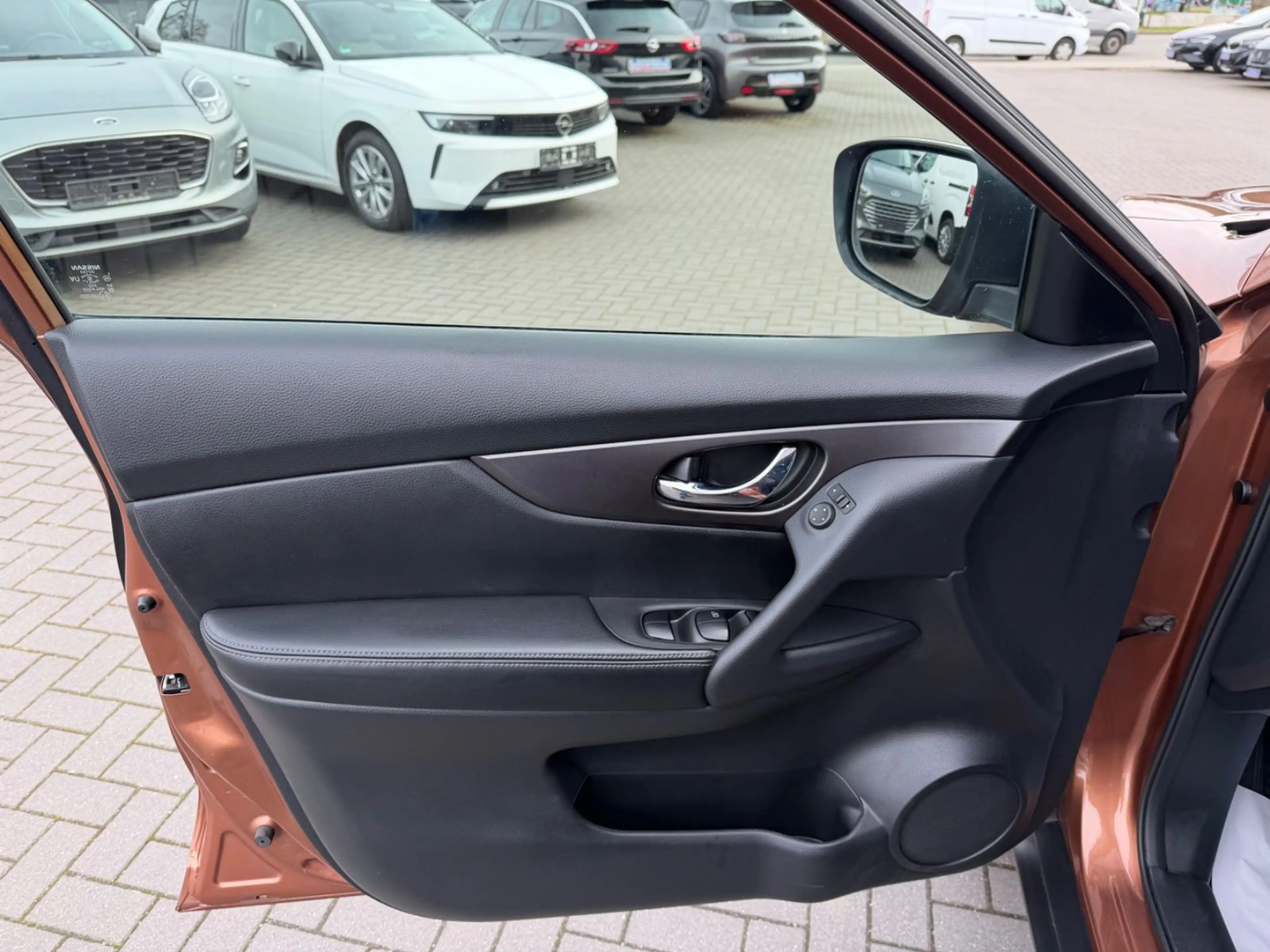 Nissan X-Trail 1.6 Visia*PDC*ALU*ALLWETTER — photo 8