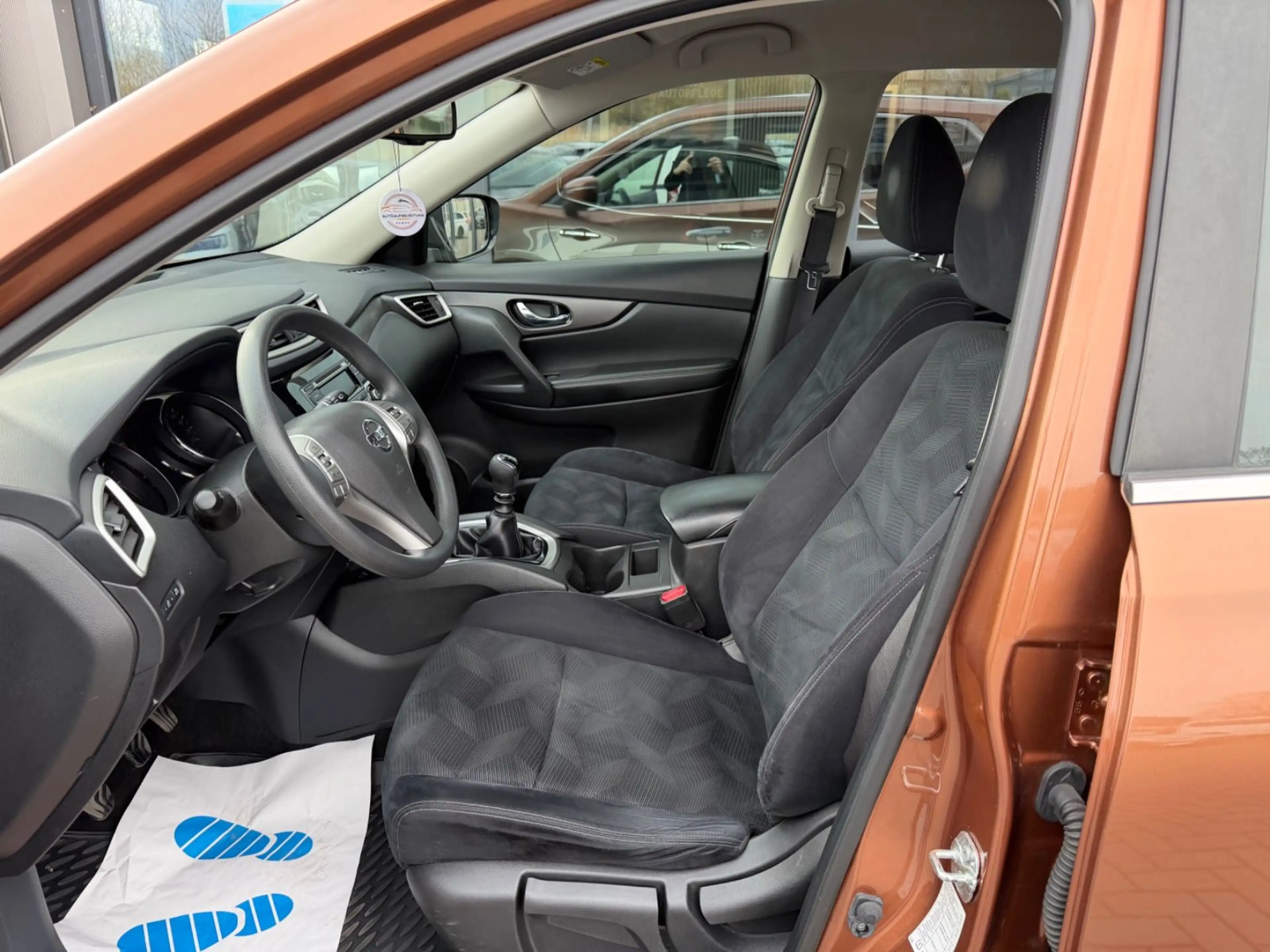 Nissan X-Trail 1.6 Visia*PDC*ALU*ALLWETTER — photo 9