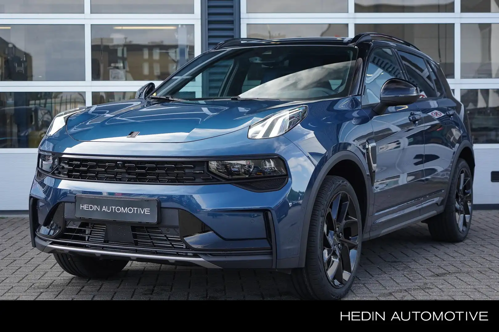 Lynk & Co 01 1.5 Blue & Black Edition |  OFFICIEEL LYNK & CO SE Blauw - 1