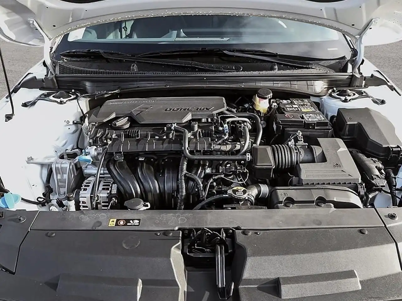 Kia K4 снимка Kia K4