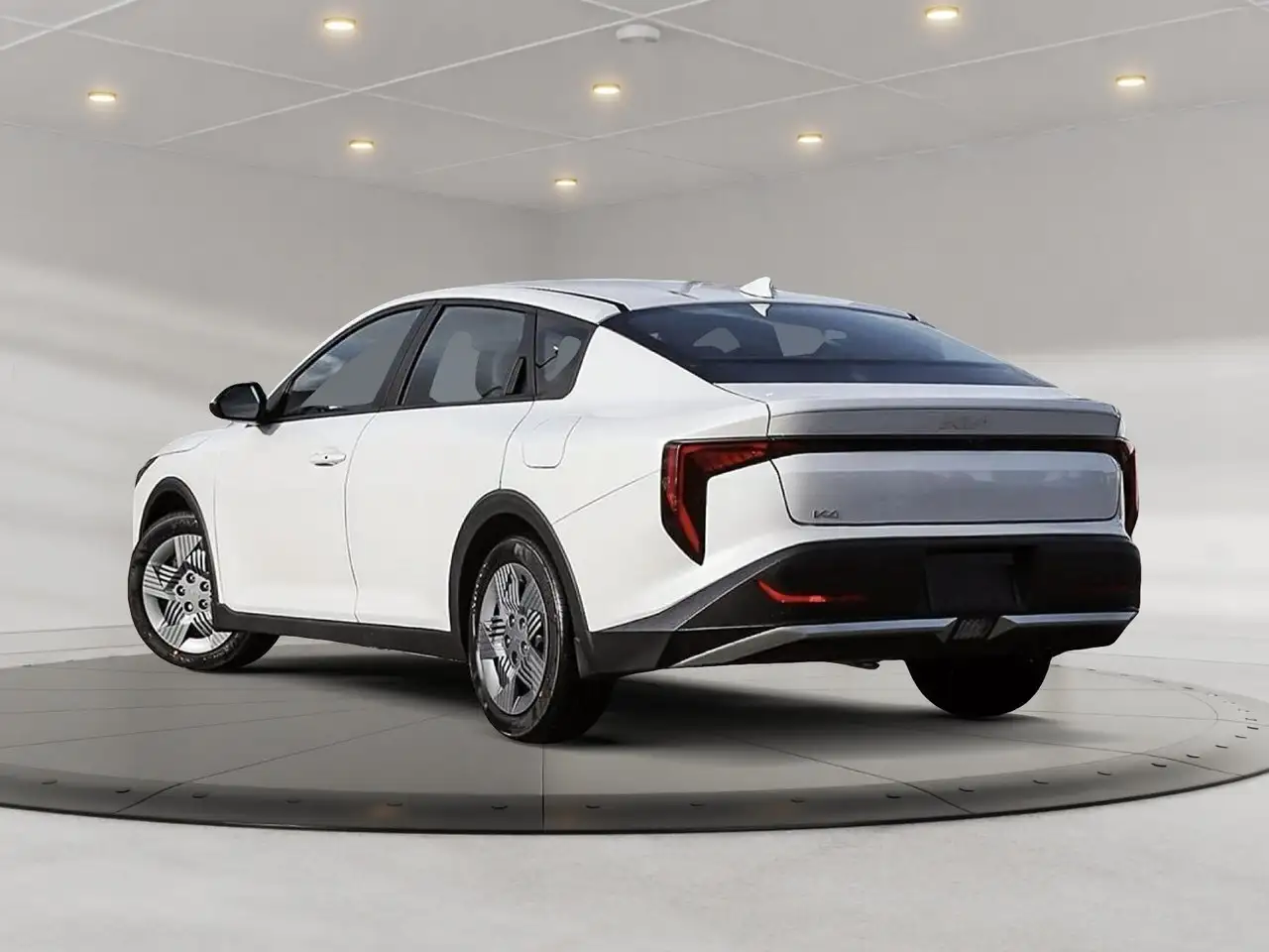 Kia K4 снимка Kia K4