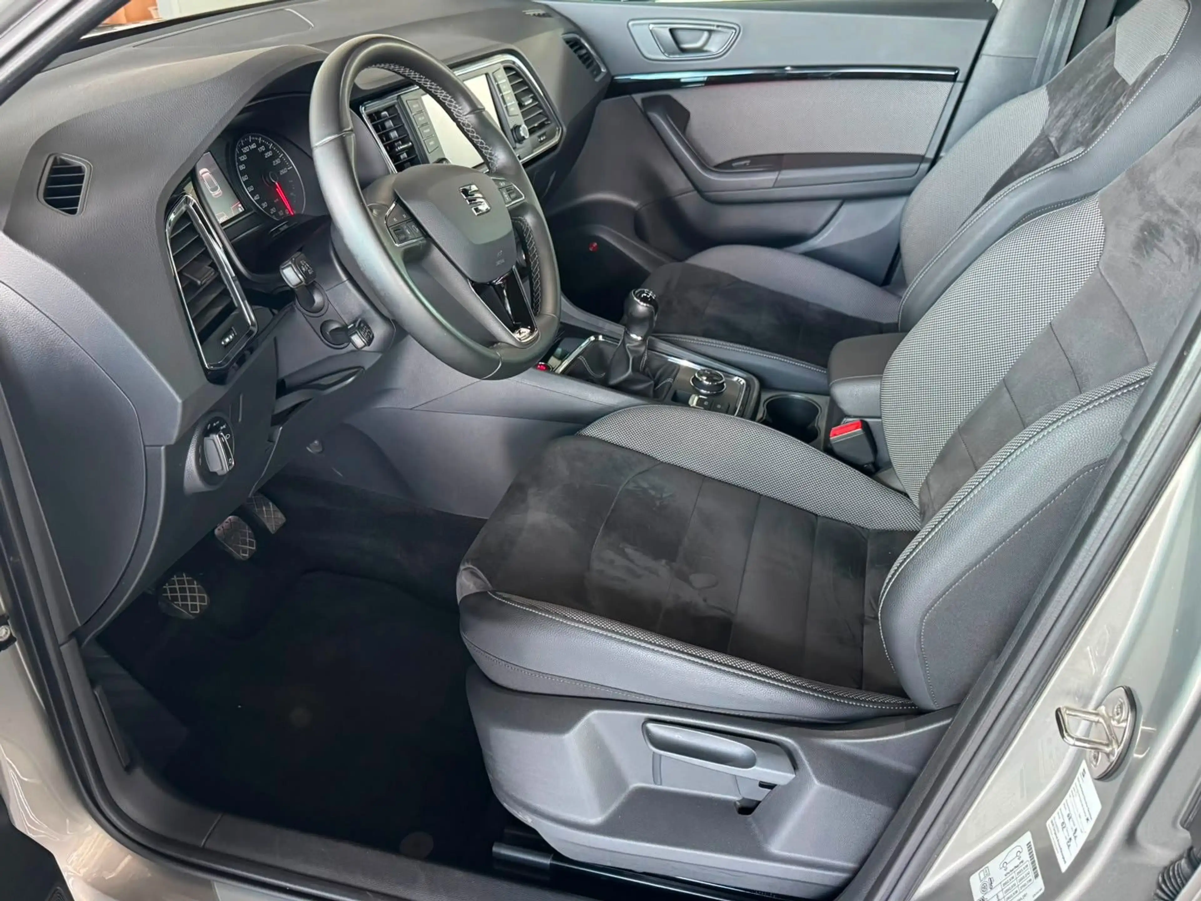 SEAT Ateca Xcellence*NAVI*KAMERA*AHK* — photo 7