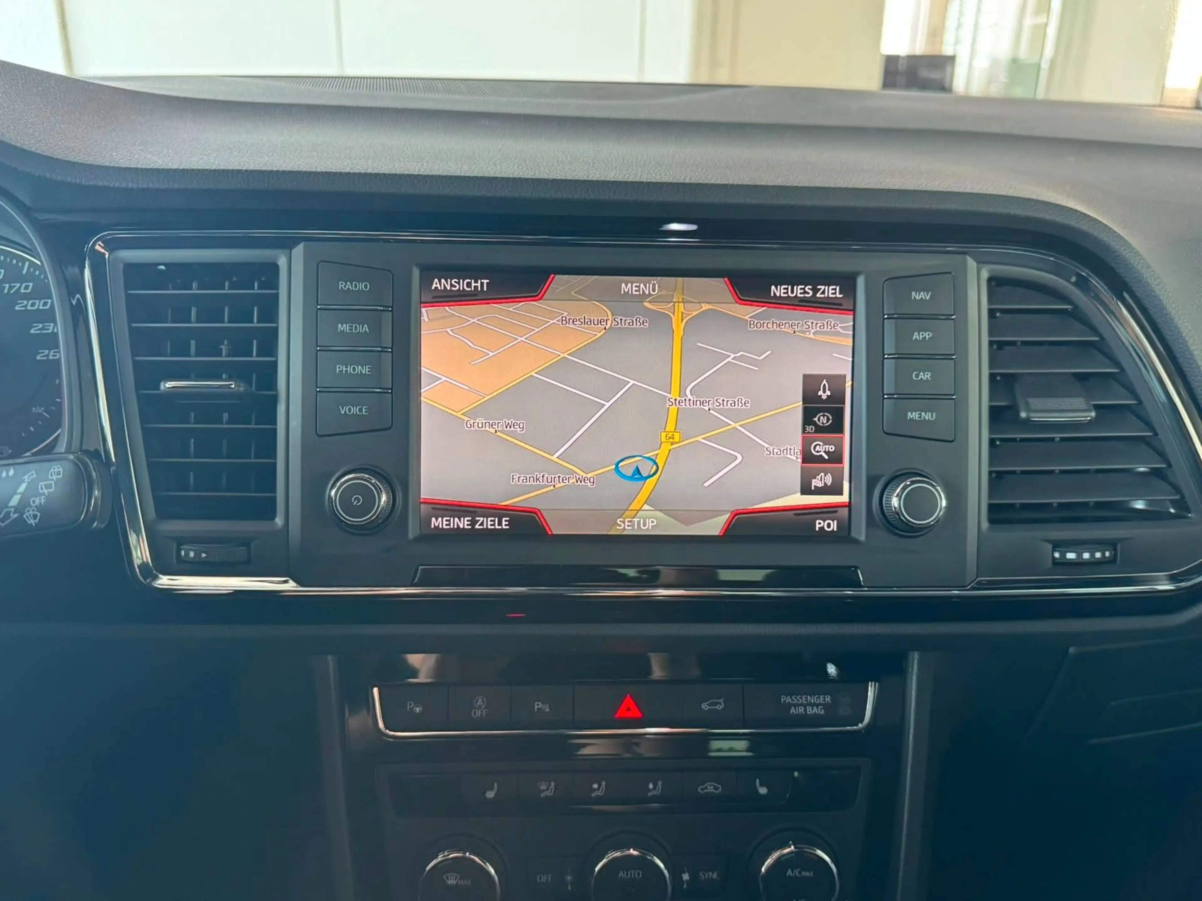SEAT Ateca Xcellence*NAVI*KAMERA*AHK* — photo 13