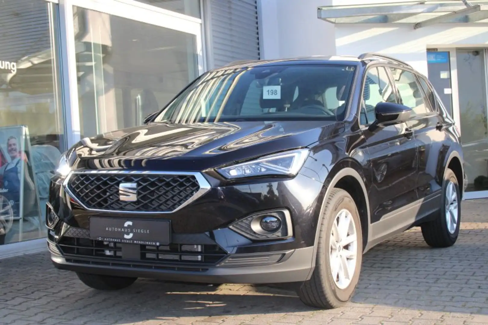 SEAT Tarraco 2.0 TDI Style 7-Sitze DSG Navi ACC LED ALU Climatr Schwarz - 2