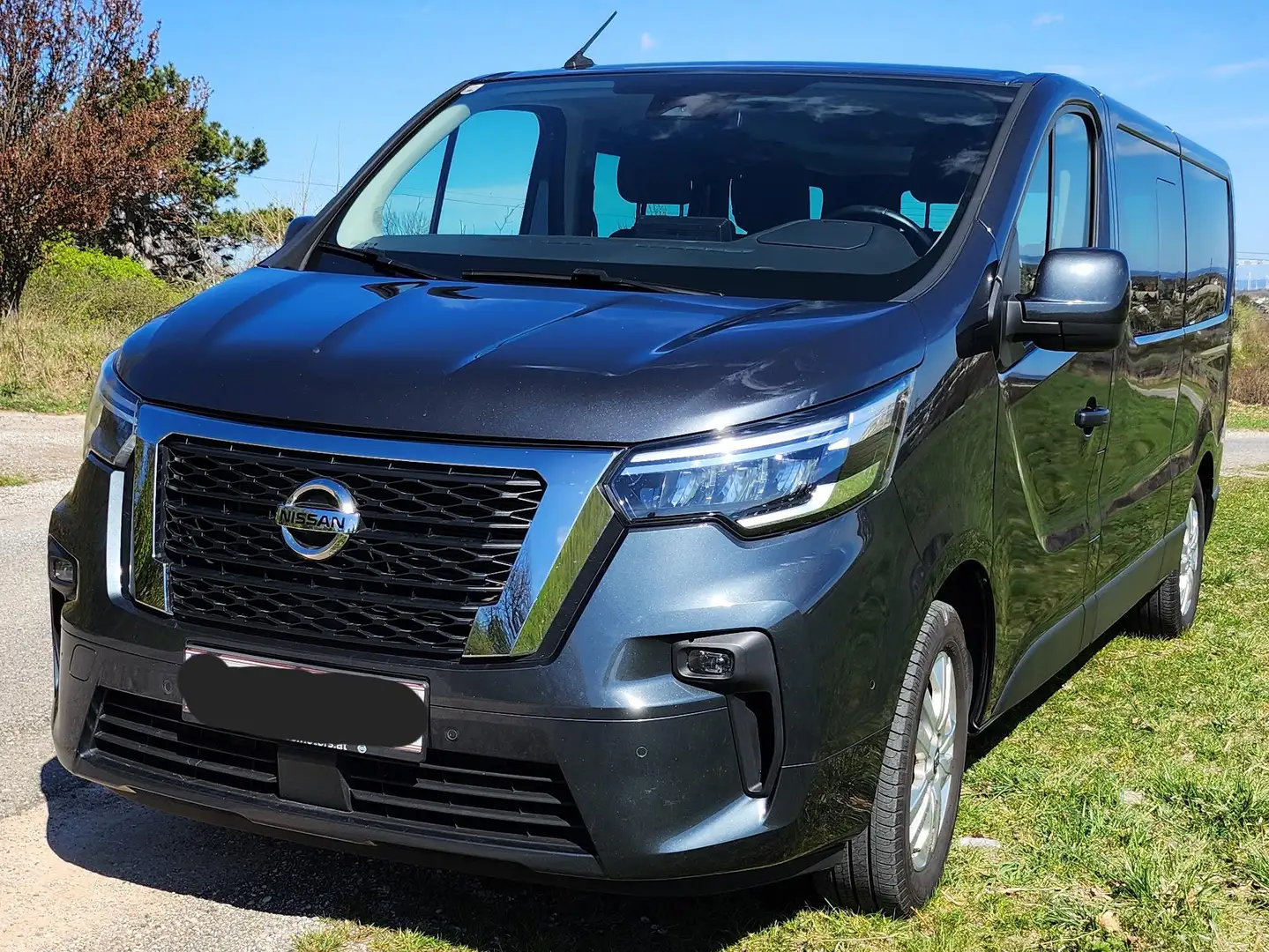 Nissan NV300 Nissan NV300 L2H1 Tekna 9-Sitzer | Camper | Navi | Grau - 2