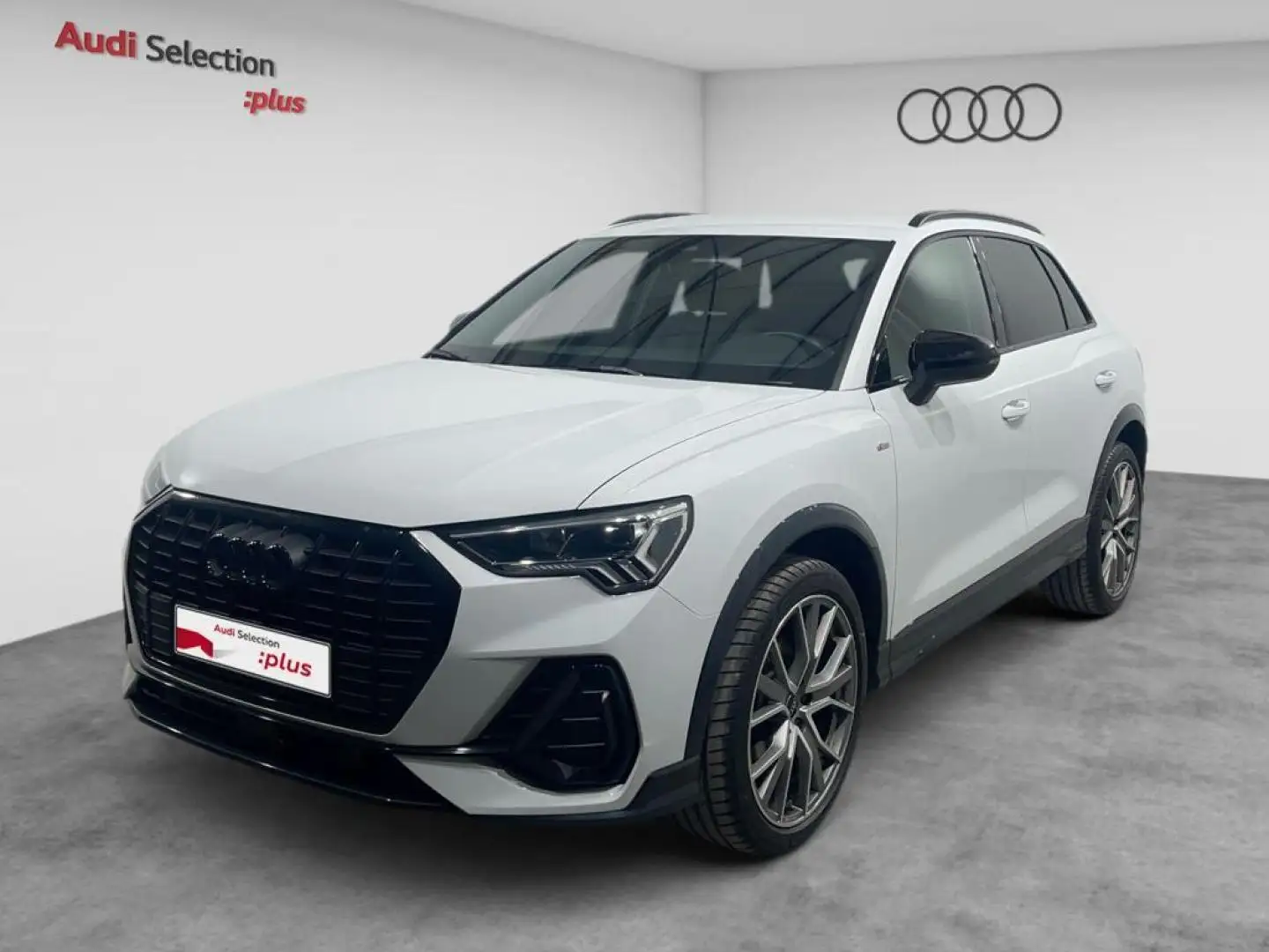 Audi Q3 35 TDI Black line S tronic 110kW - 1