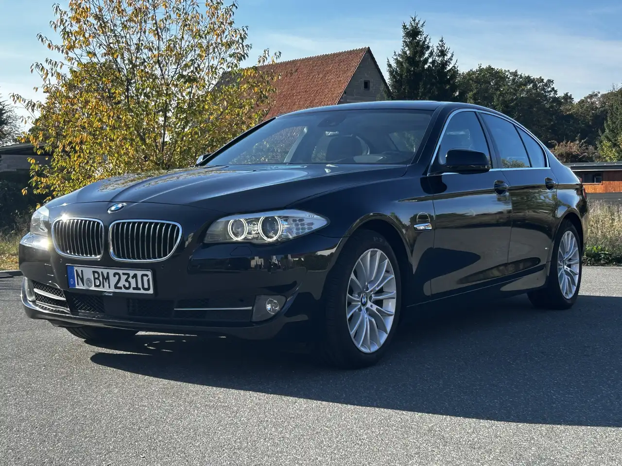 BMW 523