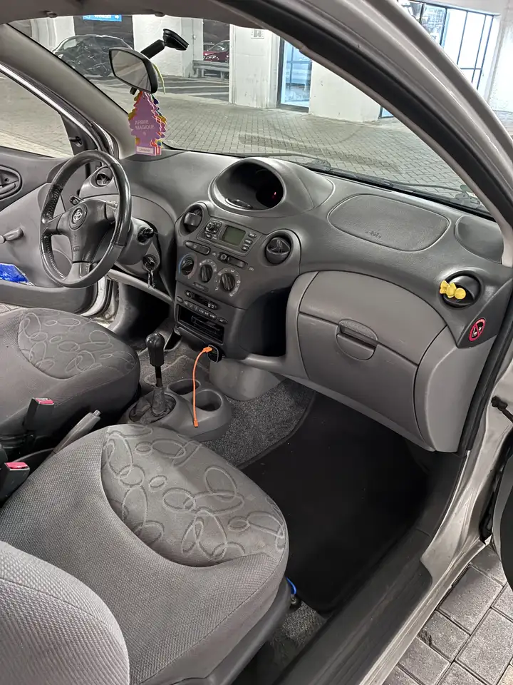 Toyota Yaris 3p 1.3 Luna, foto 8