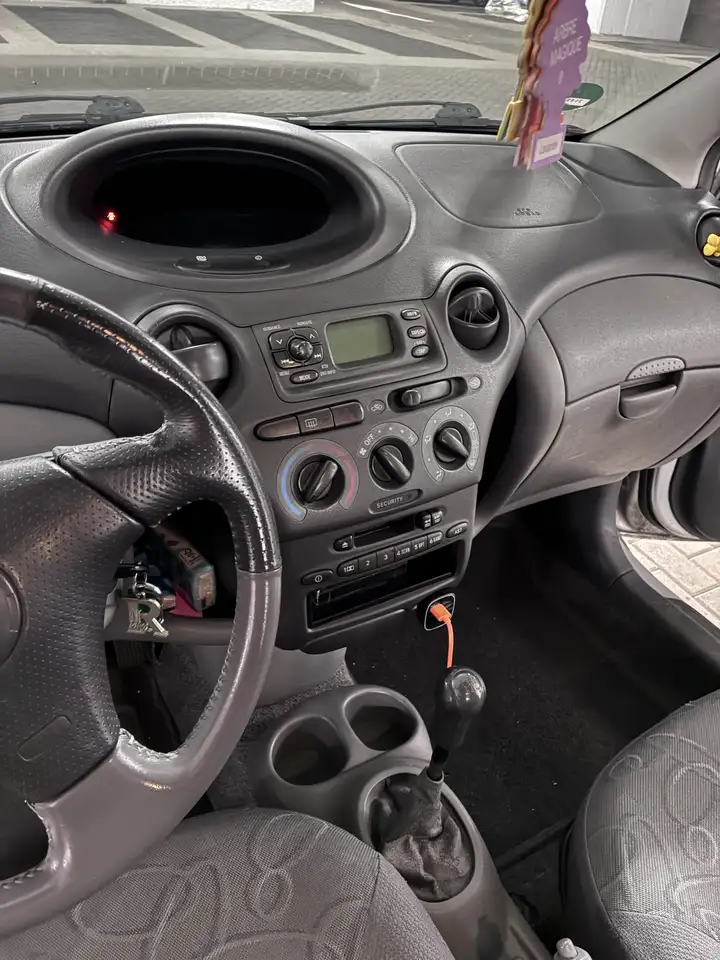 Toyota Yaris 3p 1.3 Luna, foto 9