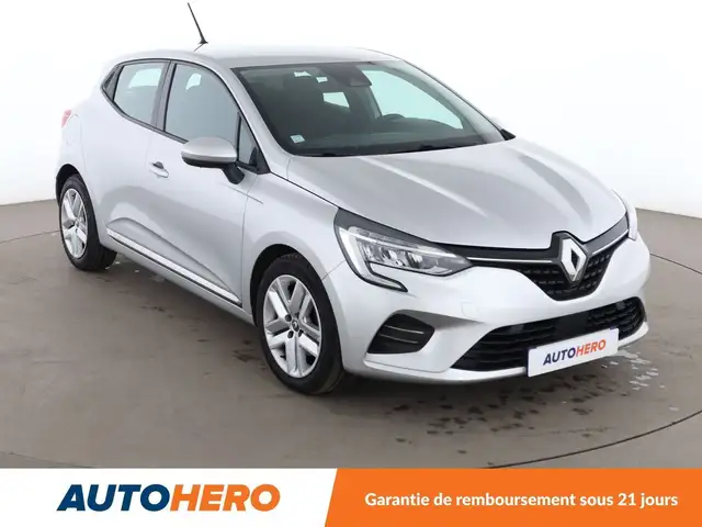 Renault Clio view 8