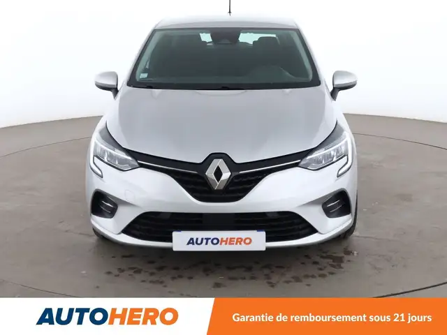 Renault Clio view 9