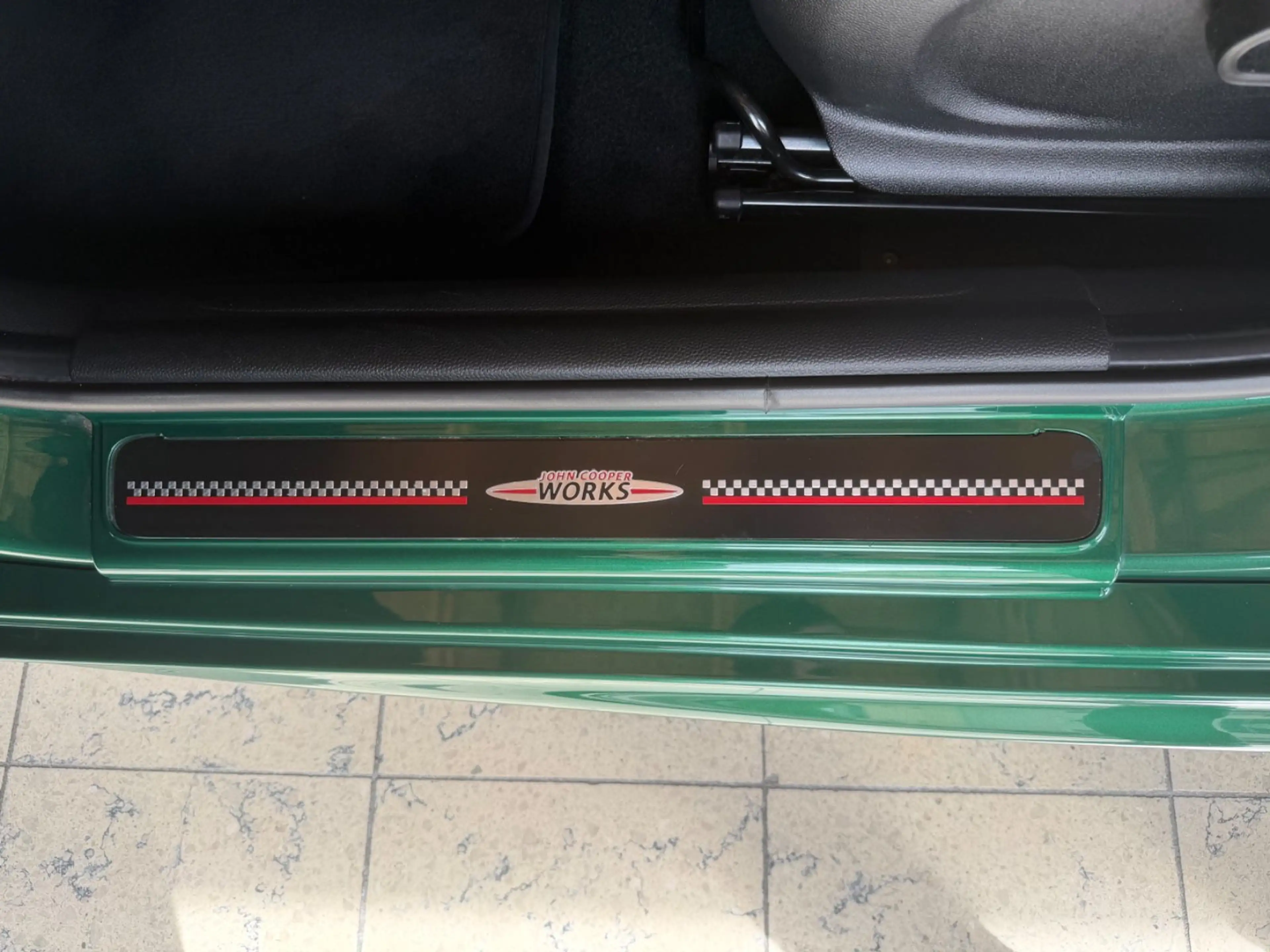 MINI Cooper S 5-trg. JCW TRIM+AERO*HEAD-UP*LED*NAVI* — photo 13