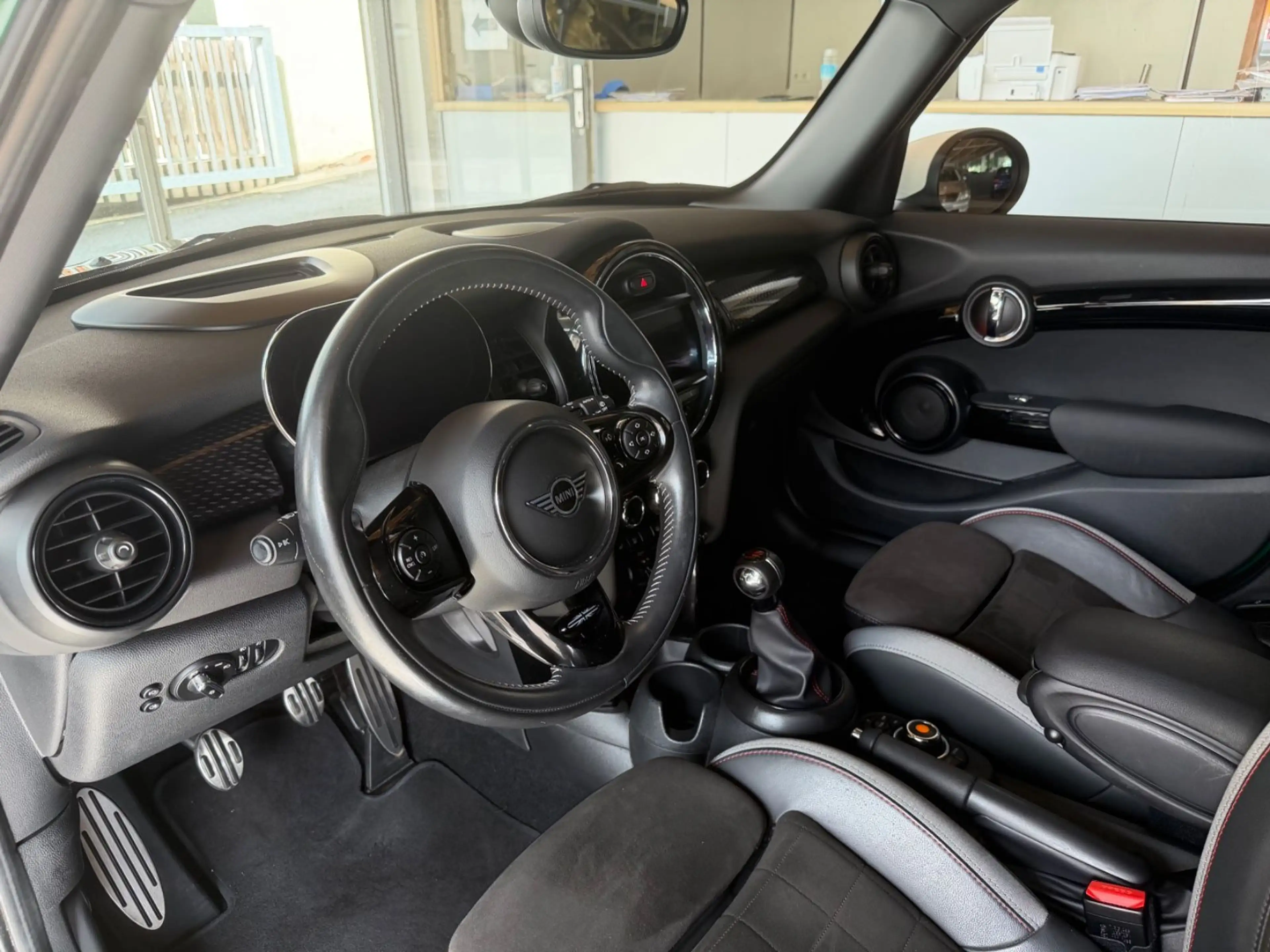 MINI Cooper S 5-trg. JCW TRIM+AERO*HEAD-UP*LED*NAVI* — photo 15