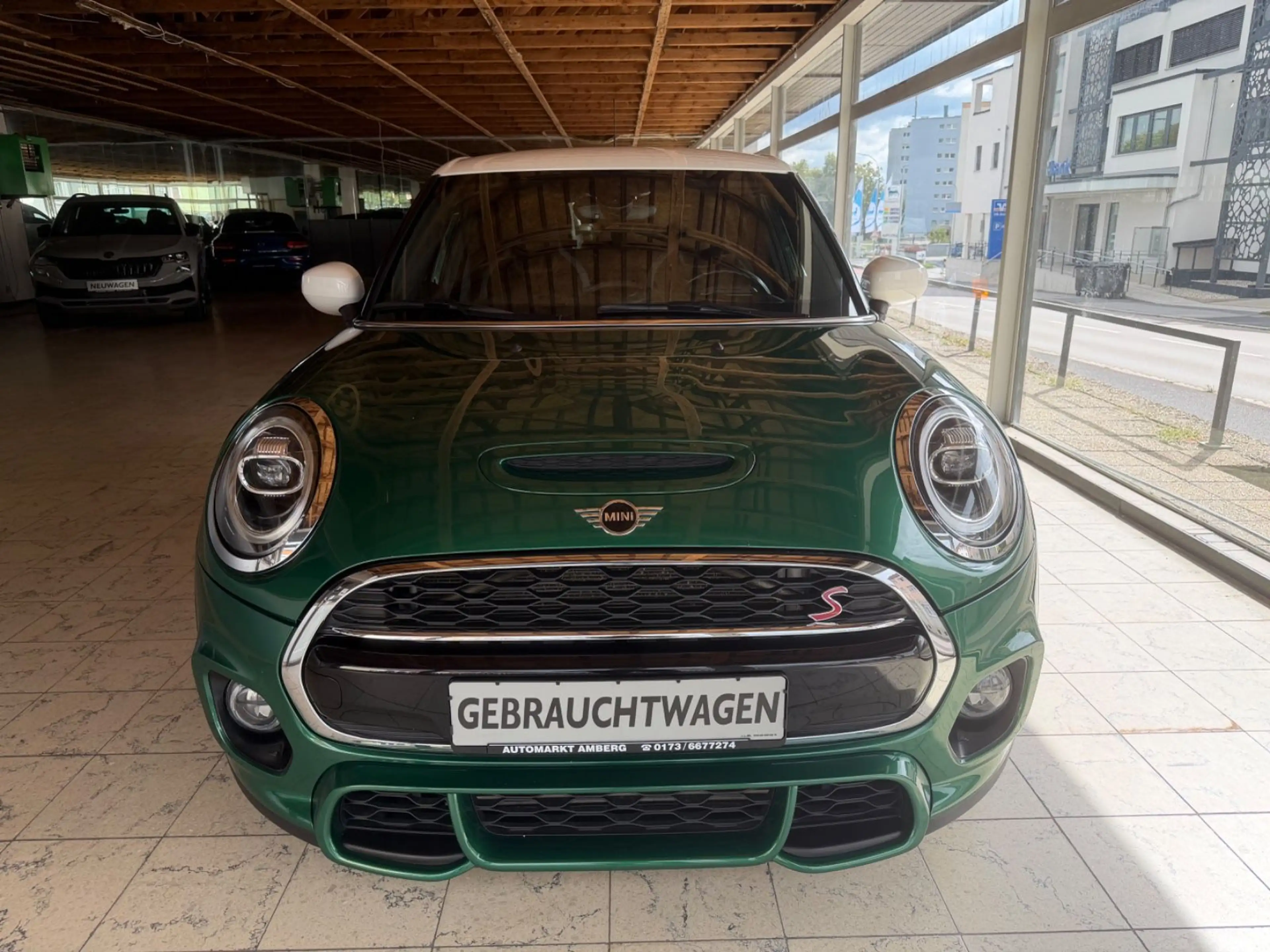 MINI Cooper S 5-trg. JCW TRIM+AERO*HEAD-UP*LED*NAVI* — photo 6