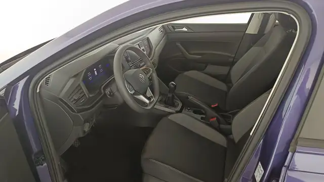 Volkswagen Polo view 9