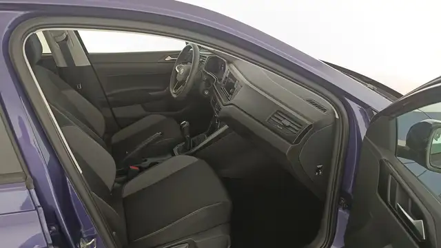Volkswagen Polo view 10