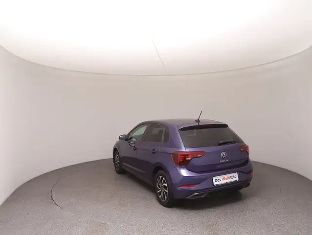 Volkswagen Polo view 5